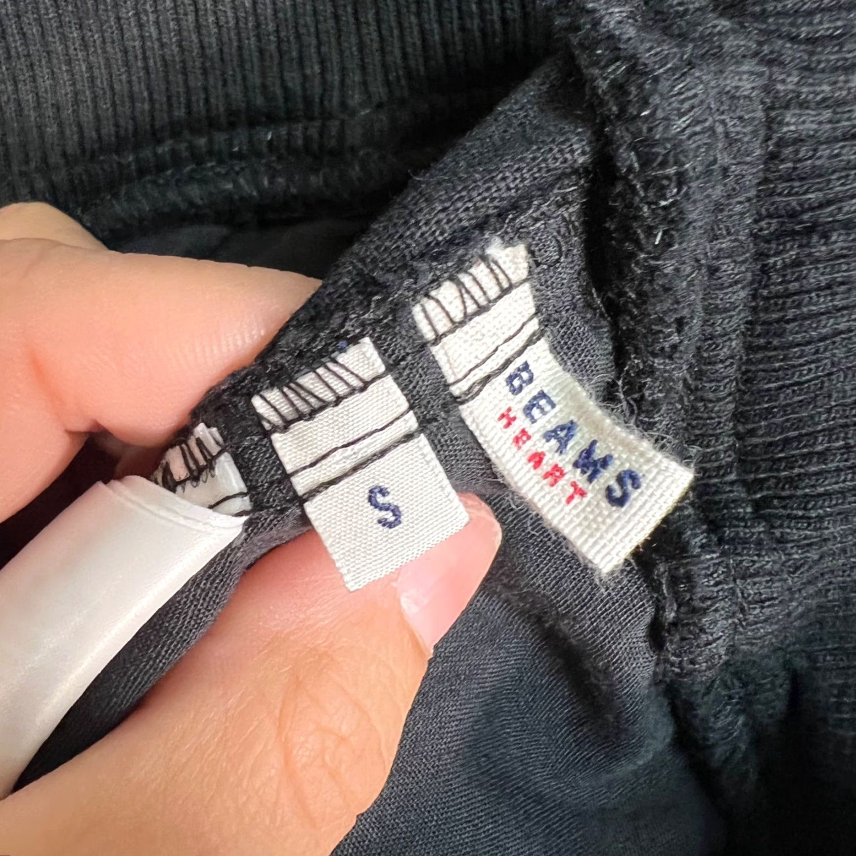 Vintage Beams Heart Japan Black Mens Size Small Jogger Pants Tapered Leg Vintage/Adult Mens Small Flat Front Drawstring 27in Inseam 22in N/A Size US 29 - 3 Thumbnail