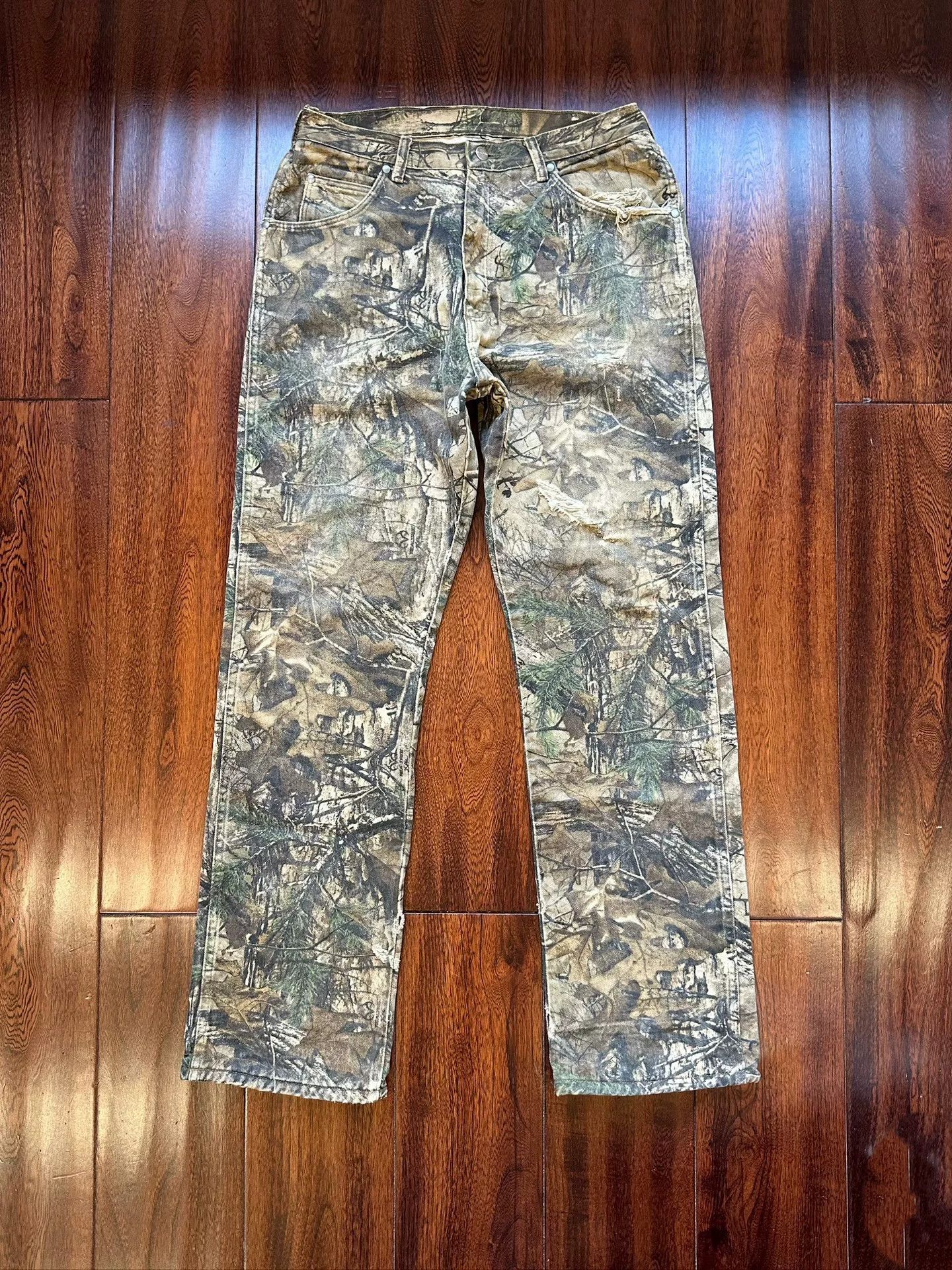 Vintage Vintage Wrangler Realtree Camo Pants Size US 28 / EU 44 - 1 Thumbnail