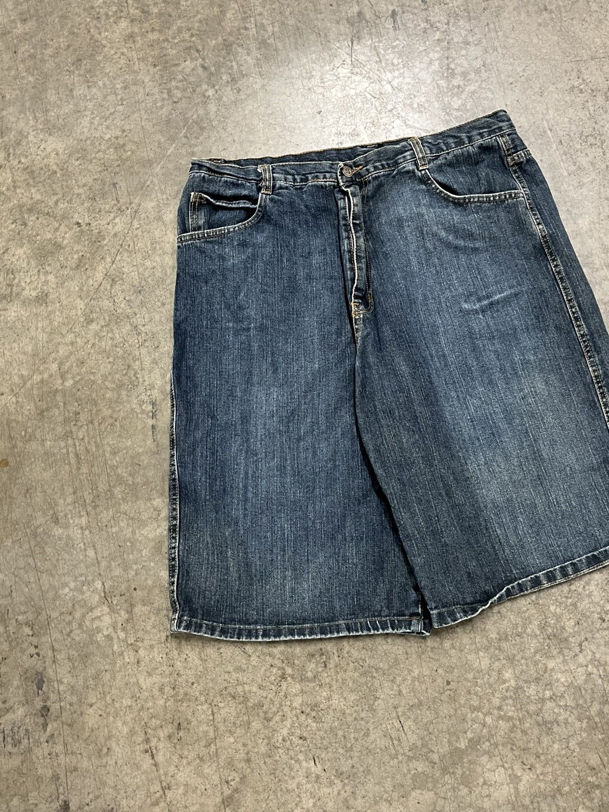 Southpole Y2K baggy fit embroidered jorts skater streetwear hype rare Size US 36 / EU 52 - 7 Thumbnail
