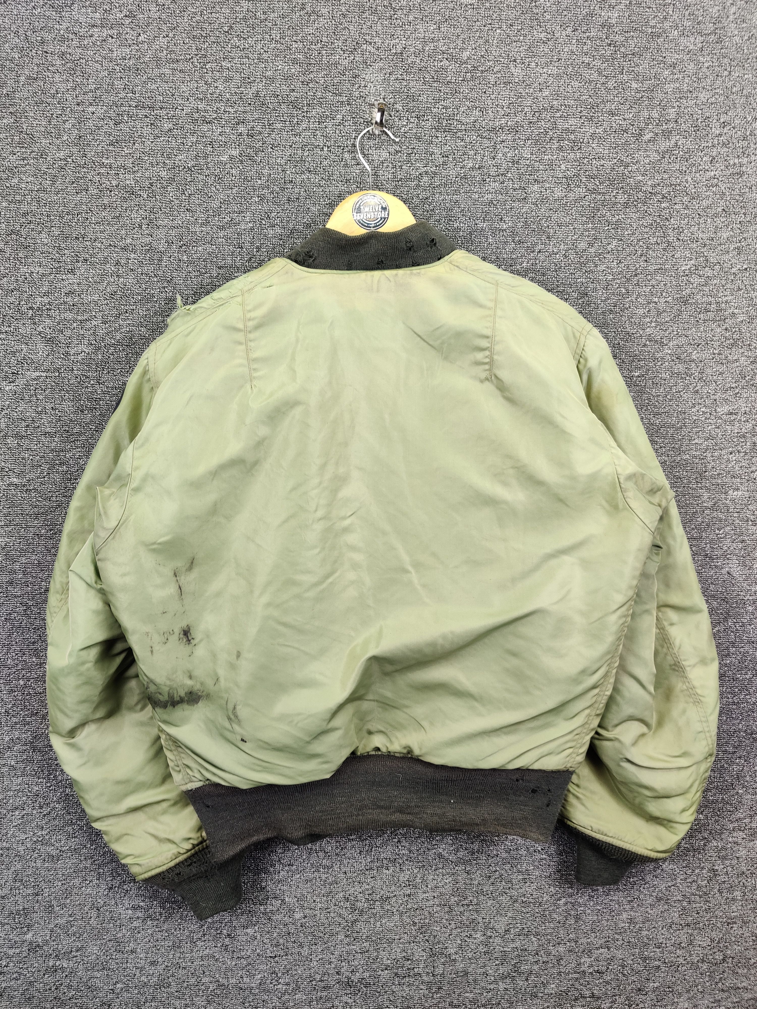 Buzz Rickson's Vintage Buzz Rickson's Distressed Ma-1 Flight Jacket Size US L / EU 52-54 / 3 - 6 Thumbnail