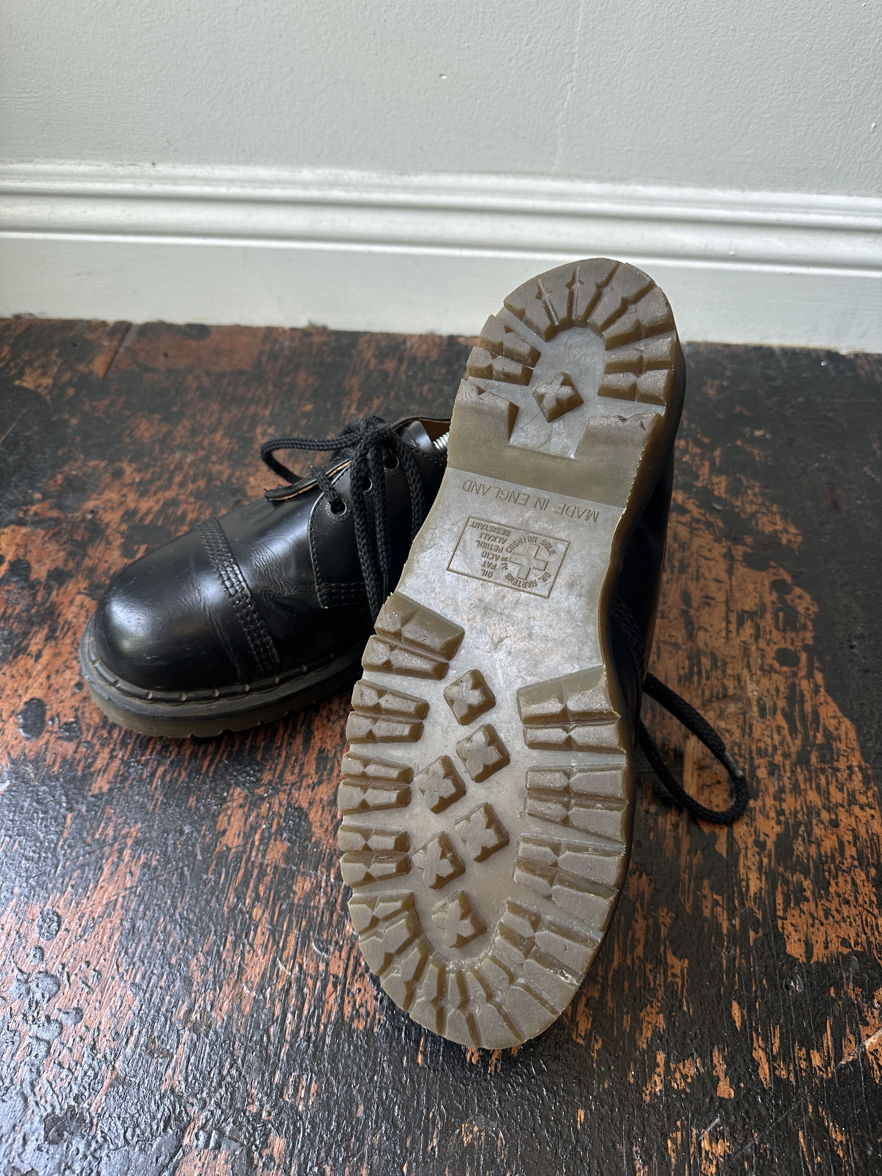 Dr. Martens 1980s 1461 VINTAGE MADE ENGLAND DR Martens AW4 8266 Cap Toes Size US 10 / EU 43 - 4 Thumbnail