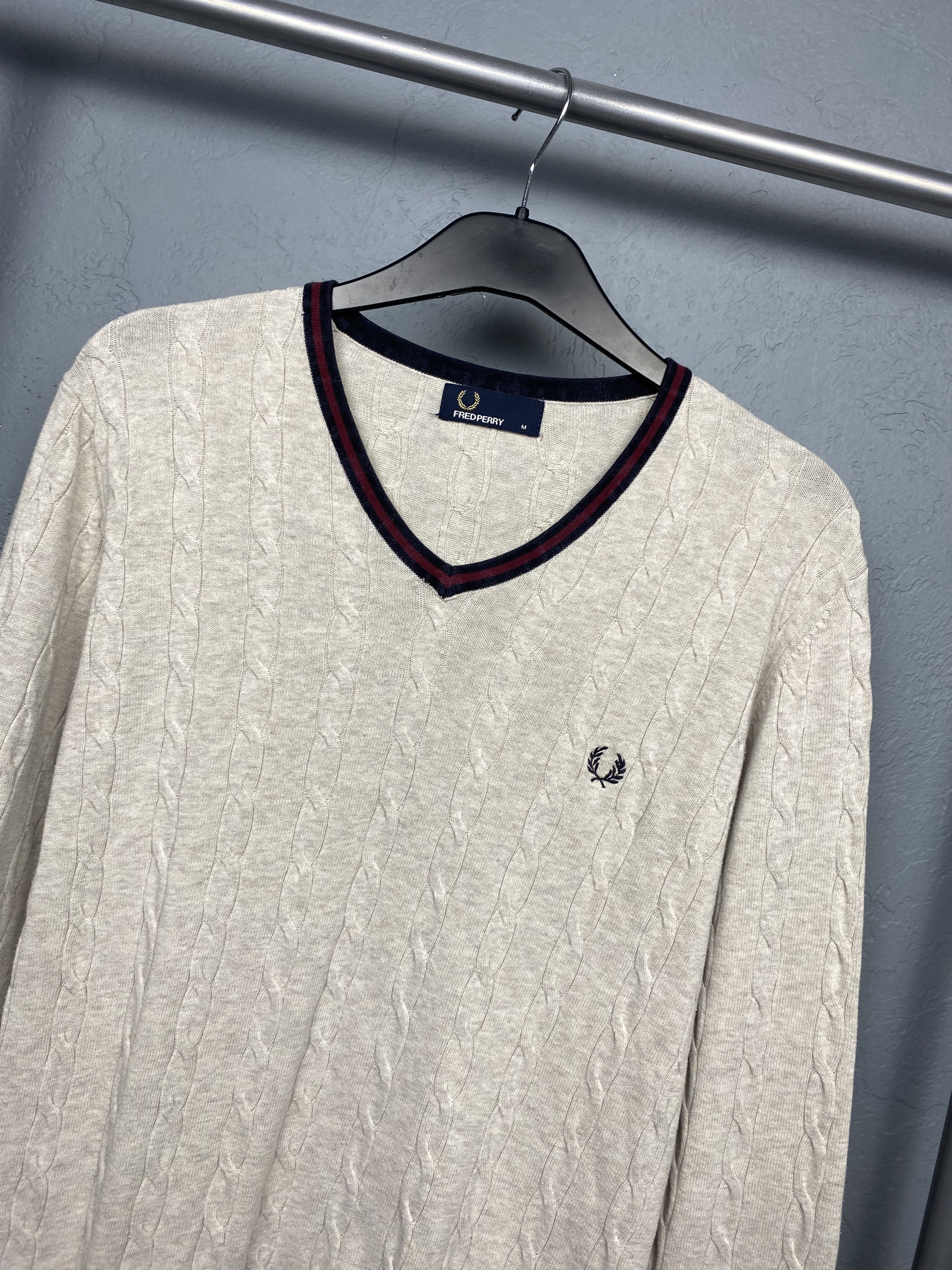 Fred Perry Fred Perry Vintage Mens V-Neck Knit Sweater Size US M / EU 48-50 / 2 - 2 Thumbnail