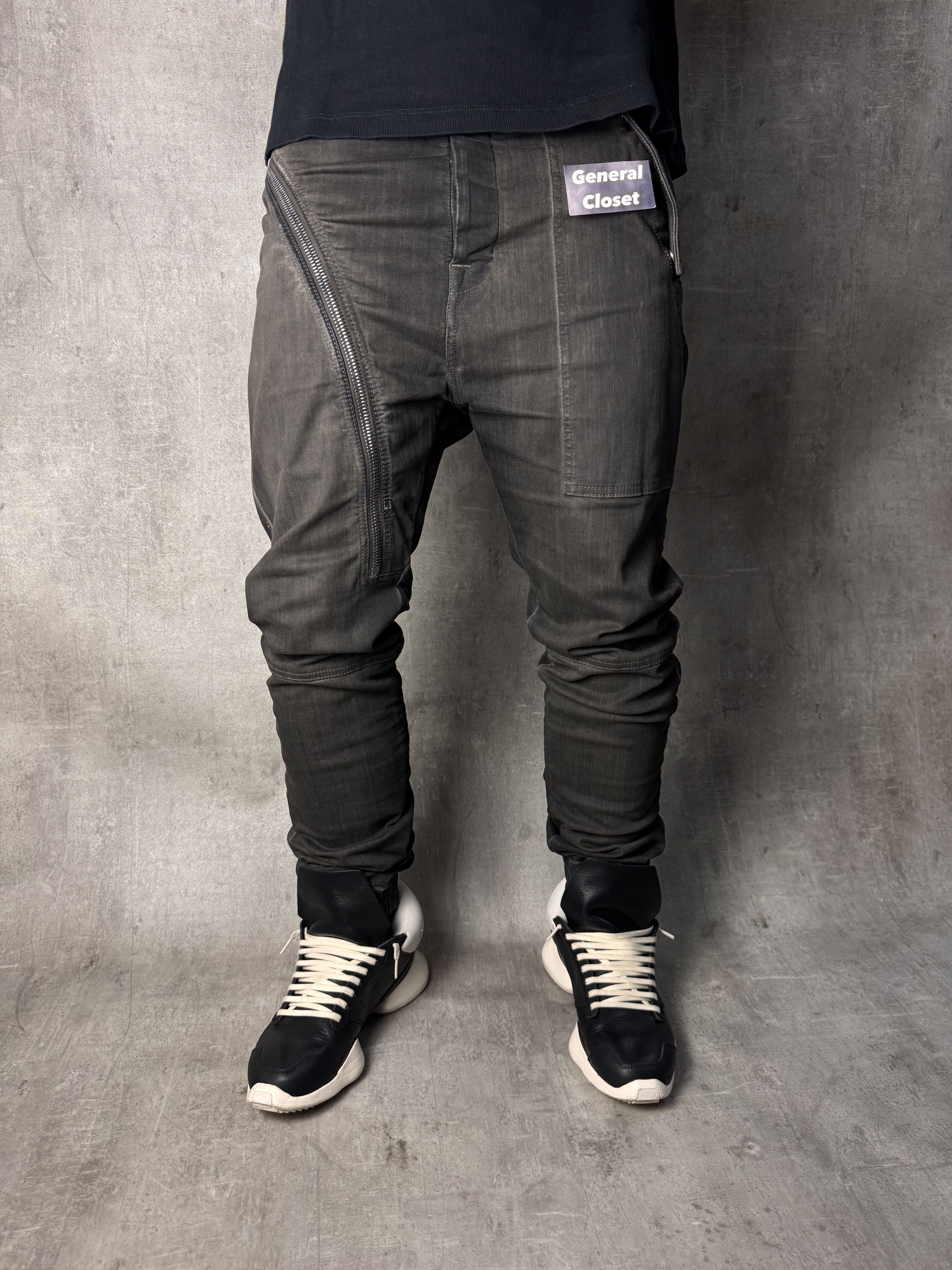 Rick Owens RICK OWENS DRKSHDW Aircut Jeans Denim Joggers in Dark Dust Size US 32 / EU 48 - 2 Thumbnail