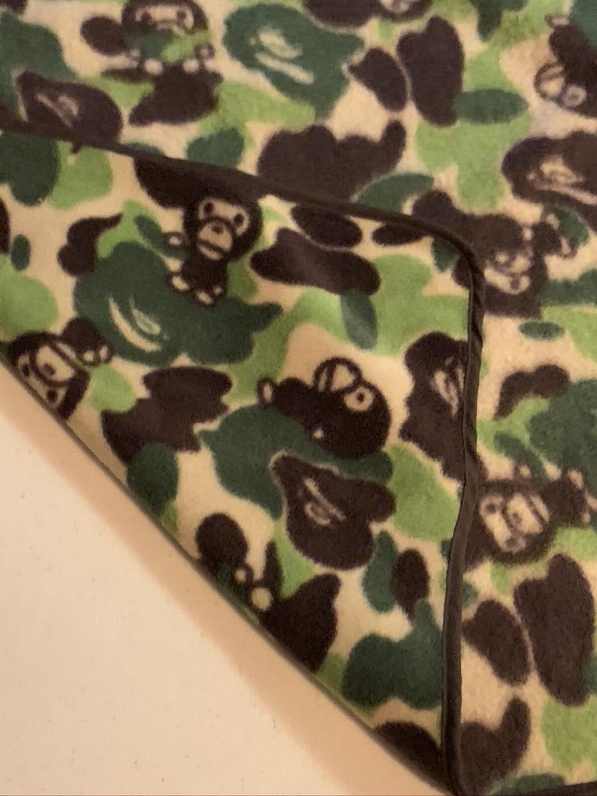 Bape BAPE x Baby Milo Camo Soft Fleece Baby Blanket A Bathing Ape Size ONE SIZE - 5 Thumbnail