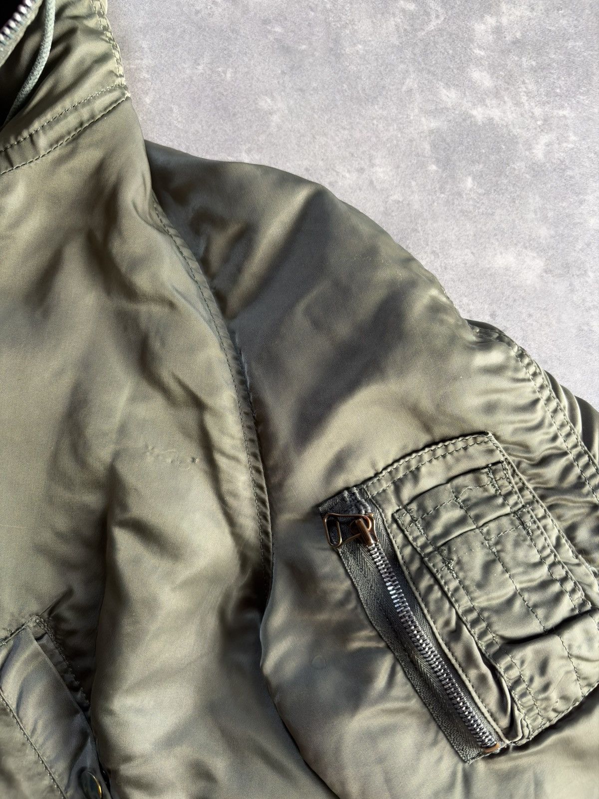 Alpha Industries 80s/90s Alpha Industries N-2B Hooded Vintage Bomber Jacket L Size US XL / EU 56 / 4 - 8 Thumbnail