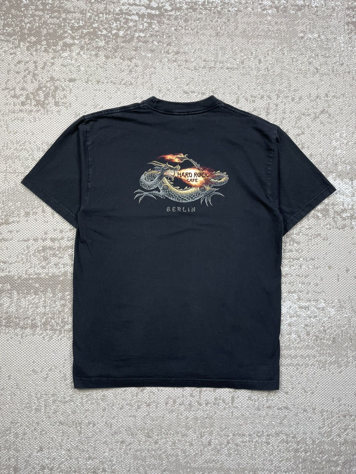 Hard Rock Cafe “Munich” Souvenir Biker Gothic Dragon Graphic Black T-Shirt