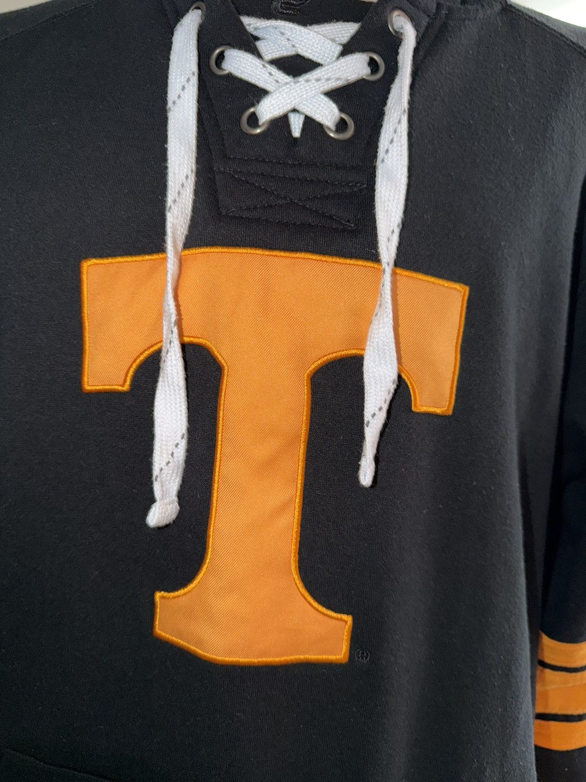 Colosseum Athletics Colosseum Men’s Black Tennessee Volunteers Hoodie Size XL Size US XL / EU 56 / 4 - 2 Thumbnail