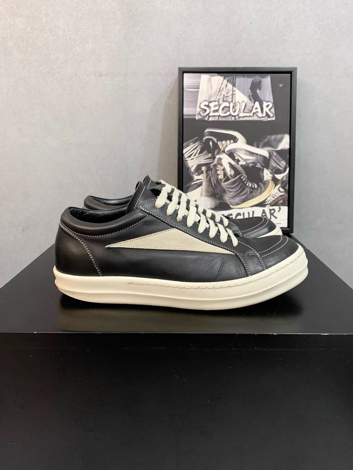 Rick Owens Rick Owens 23FW Black White Glossy Leather Low Top Shoes K34 Size US 7 / EU 40 - 2 Thumbnail