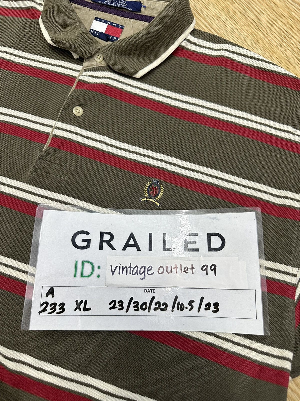 Tommy Hilfiger × Vintage Vintage Tommy Hilfiger Saipan Stripe Polo A232 Size US M / EU 48-50 / 2 - 10 Thumbnail