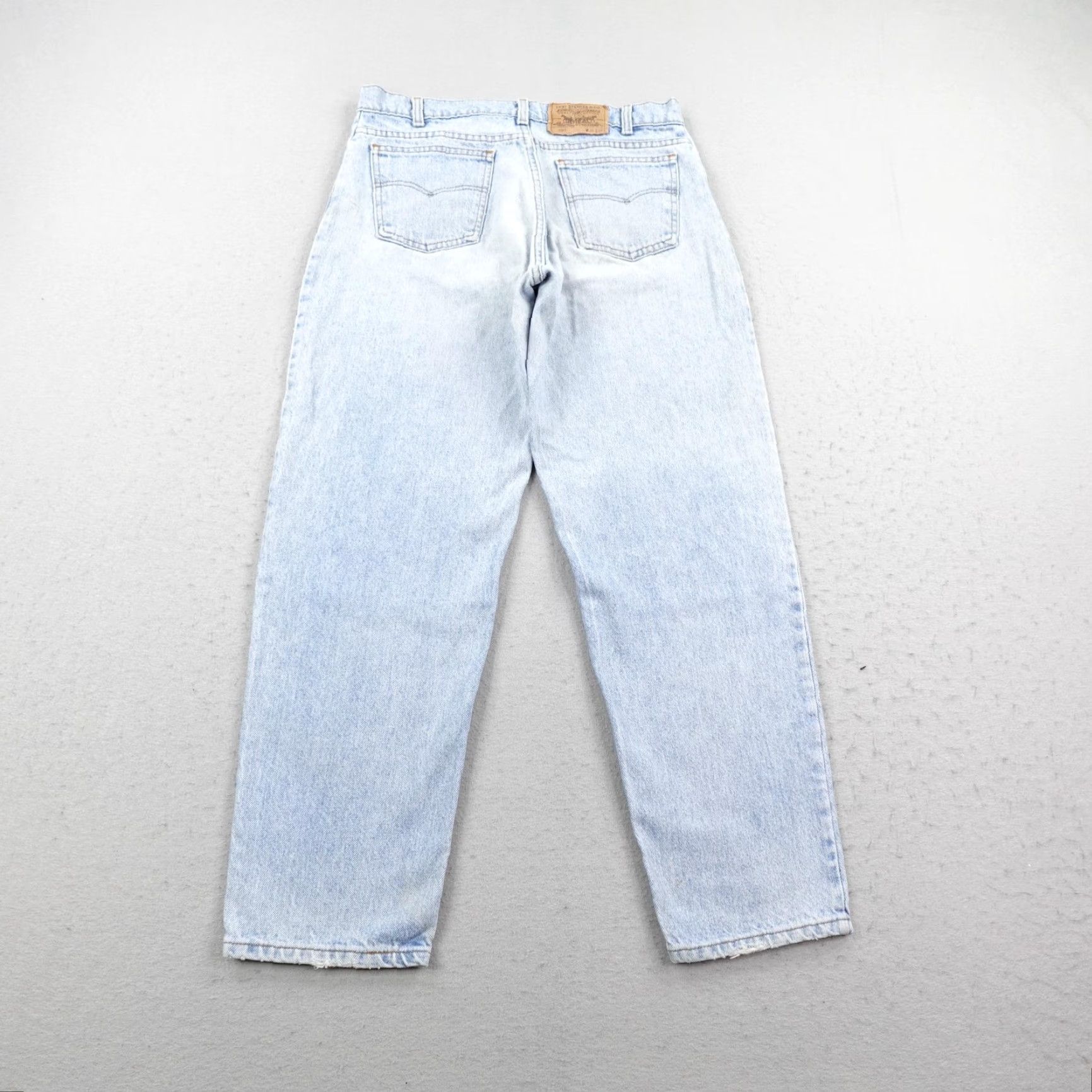 Levi's Vintage Levis Jeans Mens 34x30 Blue Denim 550 Loose Fit Tapered Orange Tab 90s Size US 34 / EU 50 - 6 Thumbnail