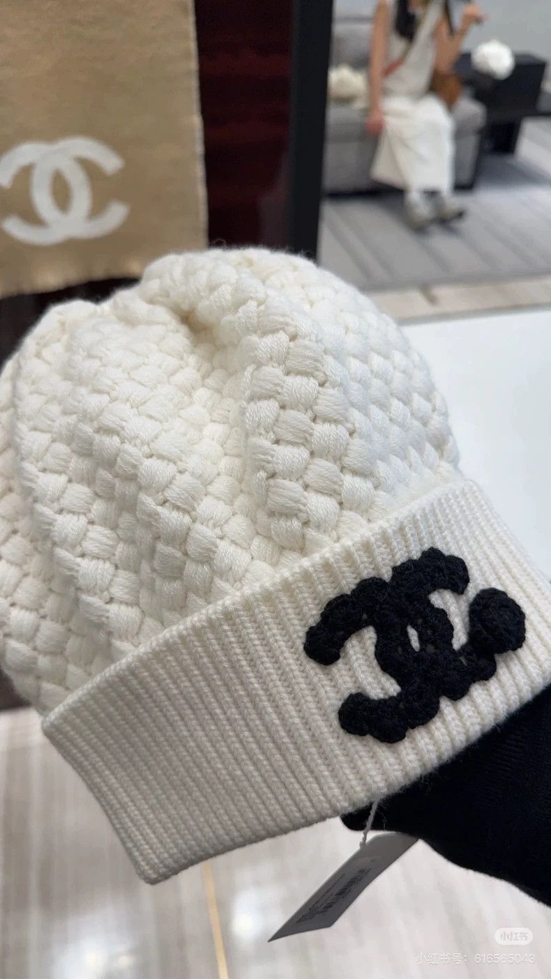 Chanel Chanel 25A new beige pineapple knitted cold hat Size ONE SIZE - 7 Thumbnail