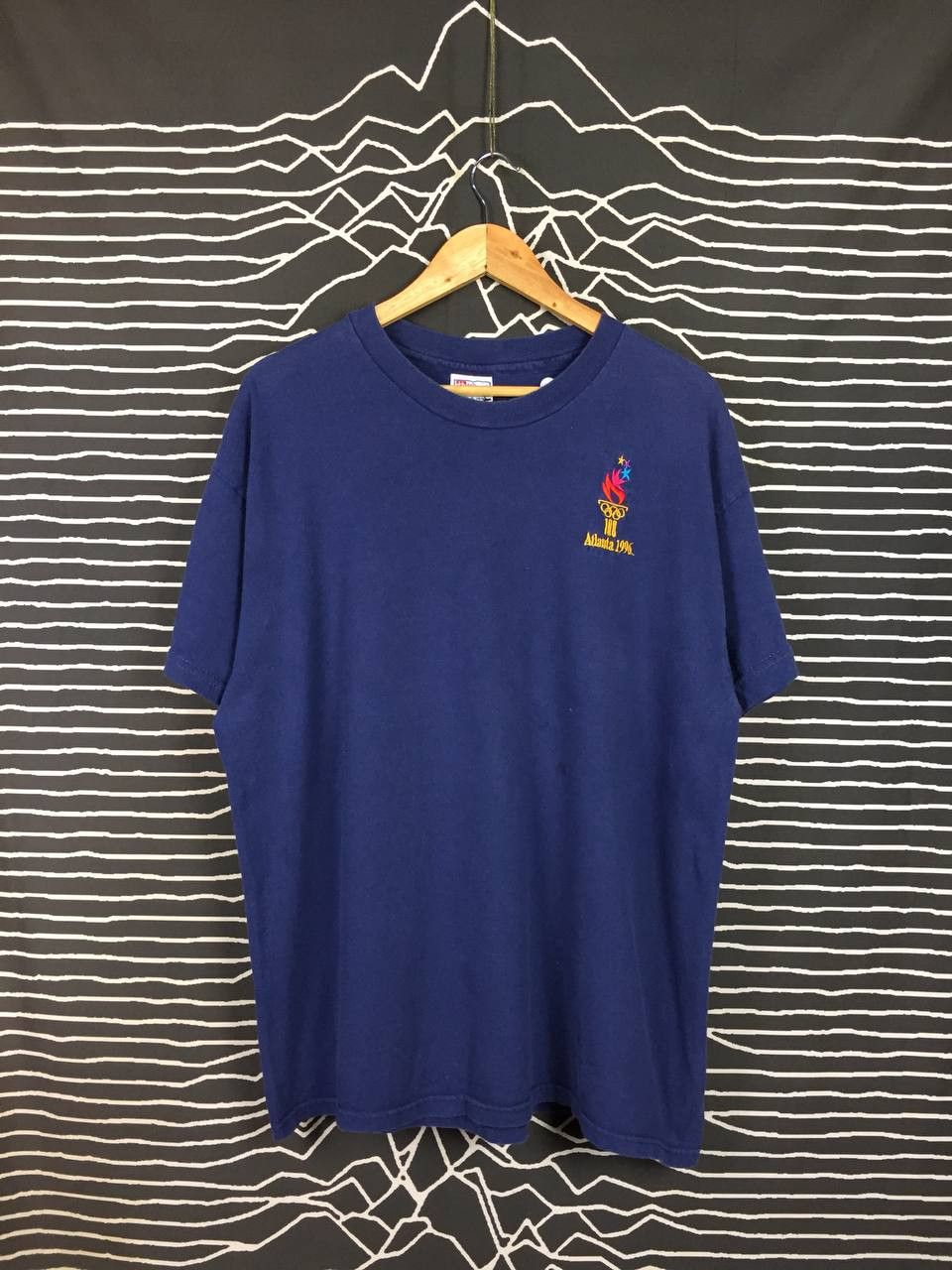 Hanes × USA Olympics × Vintage Vtg Atlanta 1996 Summer Olympics Embroidered Logo Tee Size US XL / EU 56 / 4 - 1 Thumbnail