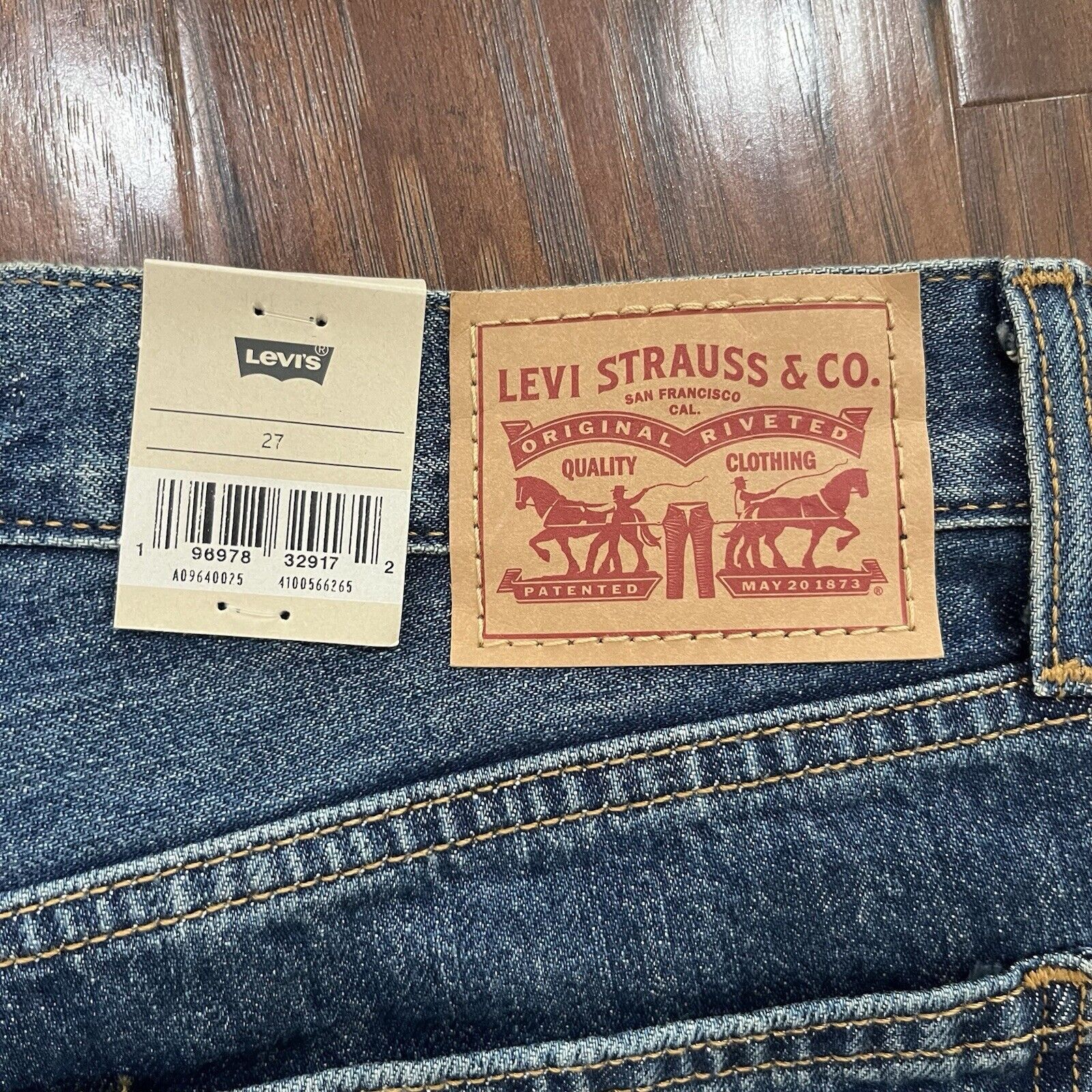 Levi's Levis Jeans Womens 27x30 Blue Low Pro Mid Rise NWT Size 27" / US 4 / IT 40 - 14 Thumbnail
