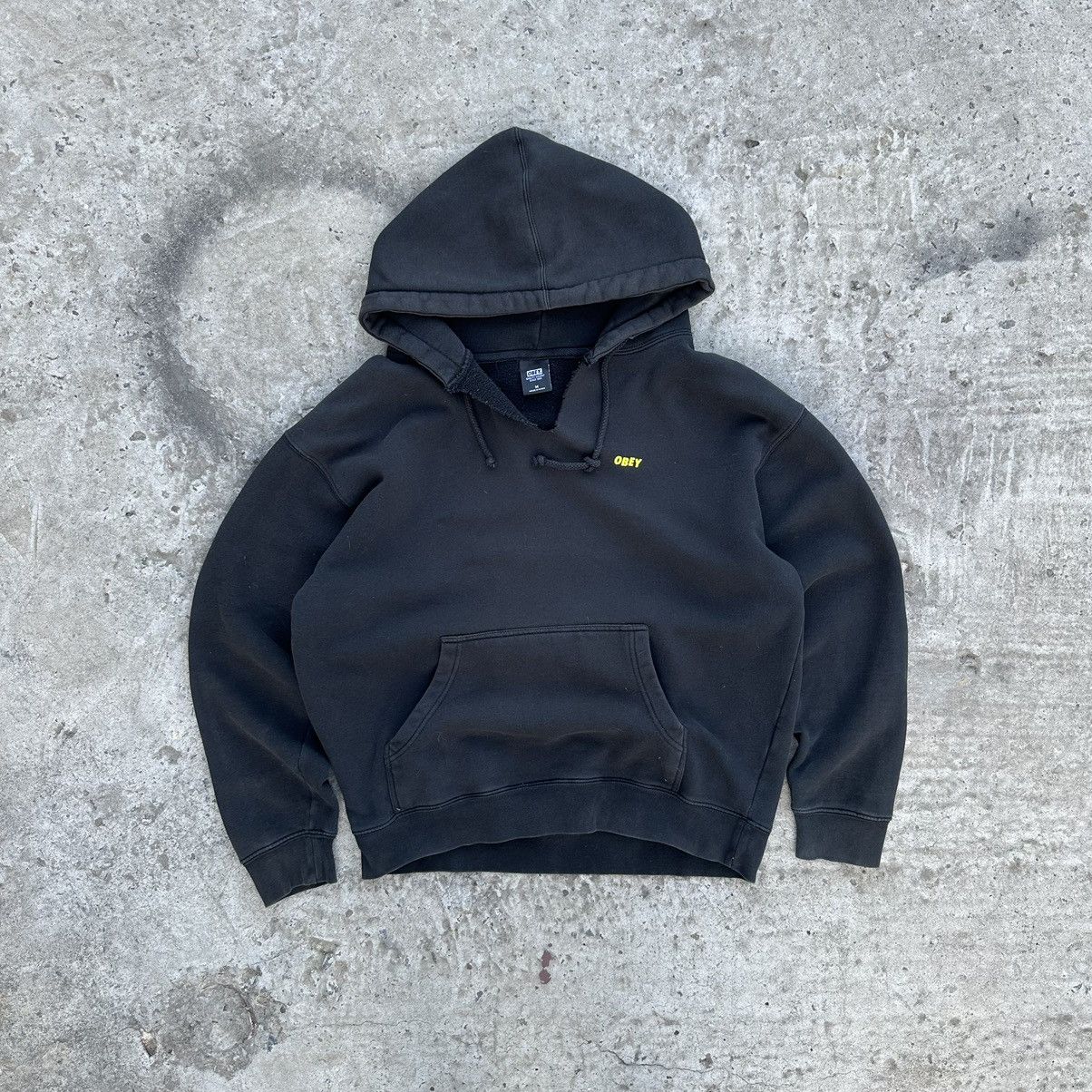 Obey × Vintage Vintage Obey Hoodie Fitted Big Logo Skate Wear Distressed Size US M / EU 48-50 / 2 - 2 Thumbnail