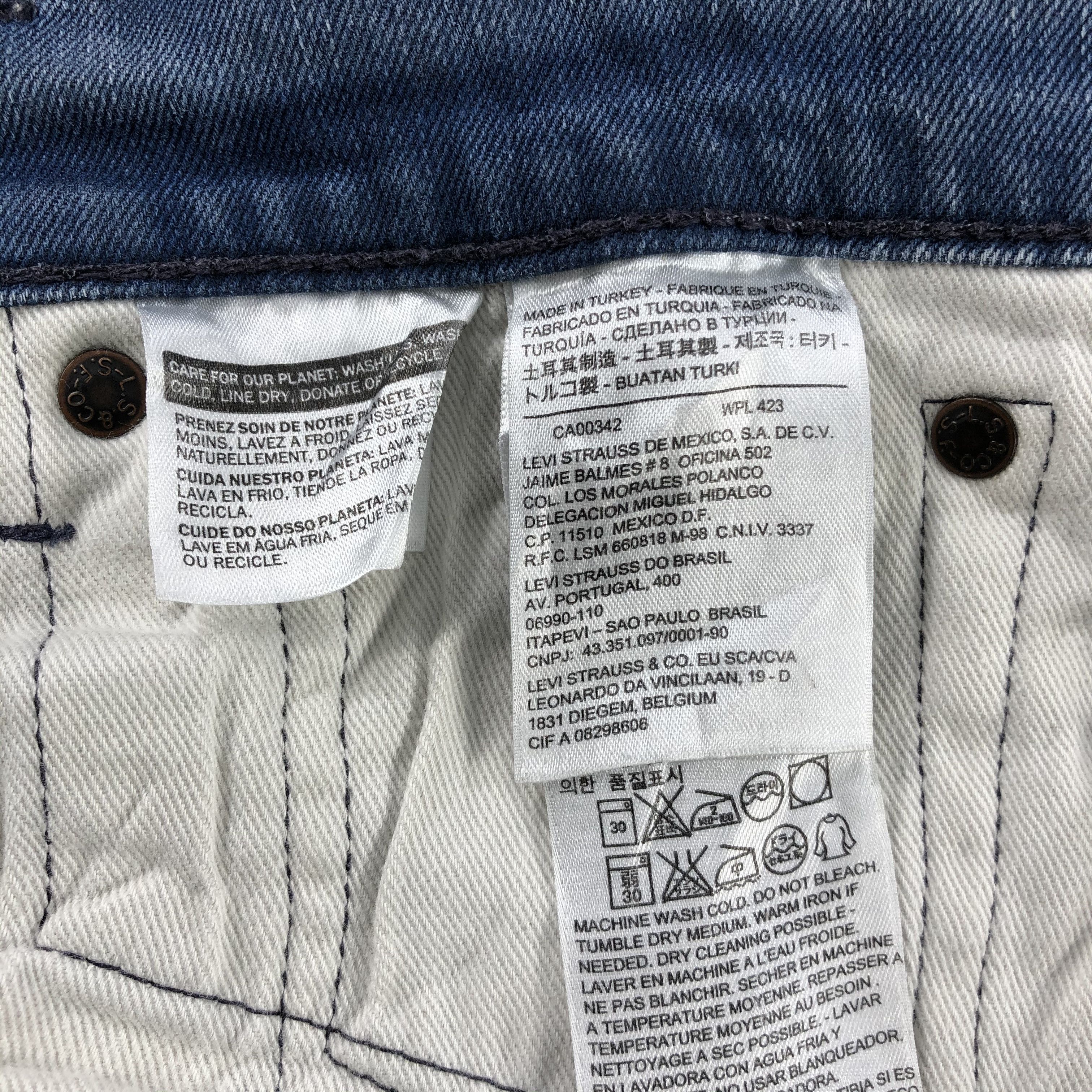 Levi's Vintage Blue Wash Levis 510 Jeans-J2298 Size US 33 - 12 Thumbnail