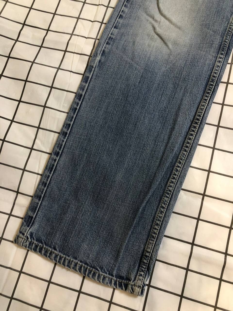 Levi's Levi's Men's 505 Standard Bootcut Fit Jean Size US 34 / EU 50 - 3 Thumbnail