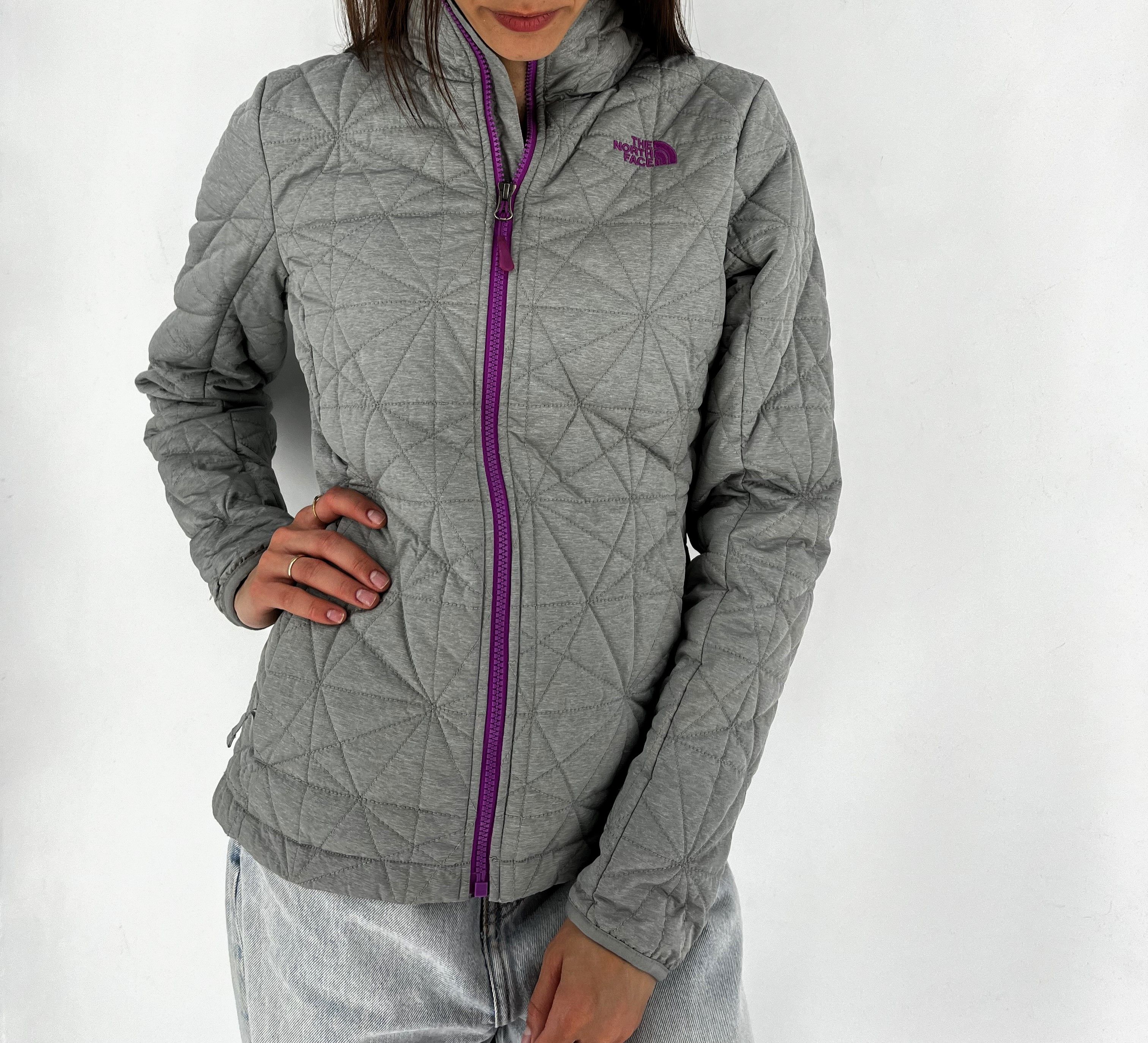 The North Face TNF The North Face thermoball women’s quilted hiking jacket Size S / US 4 / IT 40 - 4 Thumbnail