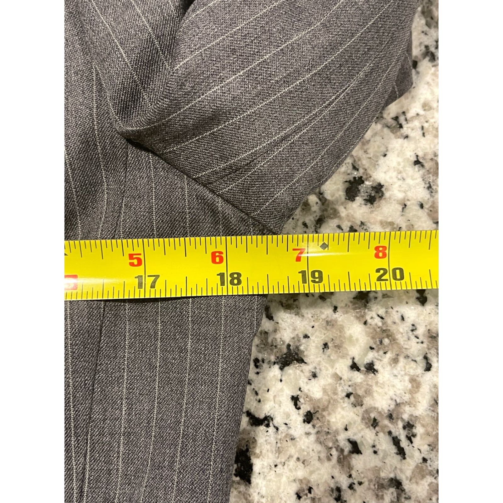 Brooks Brothers Brooks Brothers Red Fleece Blazer Wool Jacket Tollegno 1900 Gray Striped Sz 6 Women Regular Short Plaid Button Size M / US 6-8 / IT 42-44 - 6 Thumbnail