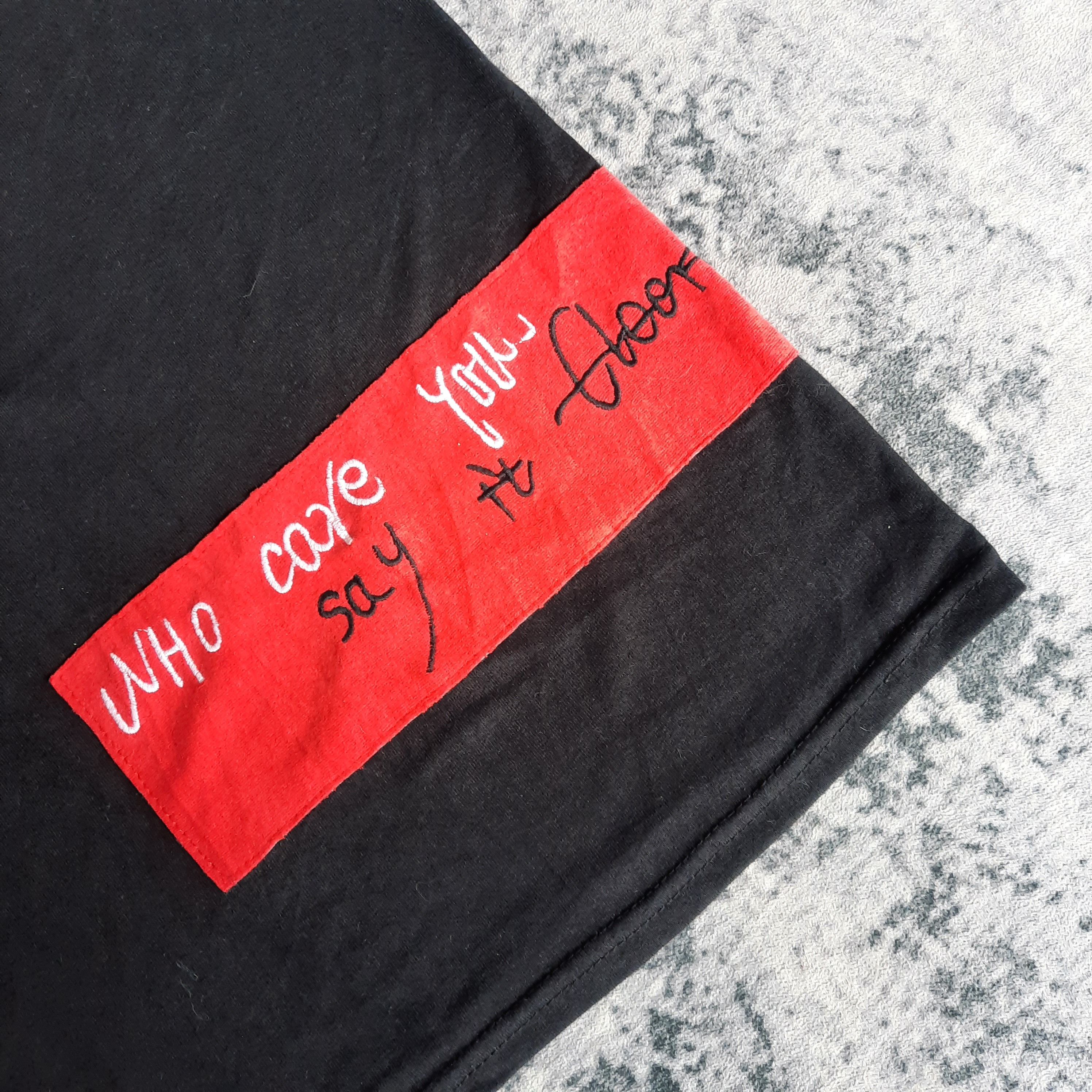 Japanese Brand 🌟Eddie original joker vs che guavara art tshirt Size US L / EU 52-54 / 3 - 5 Thumbnail