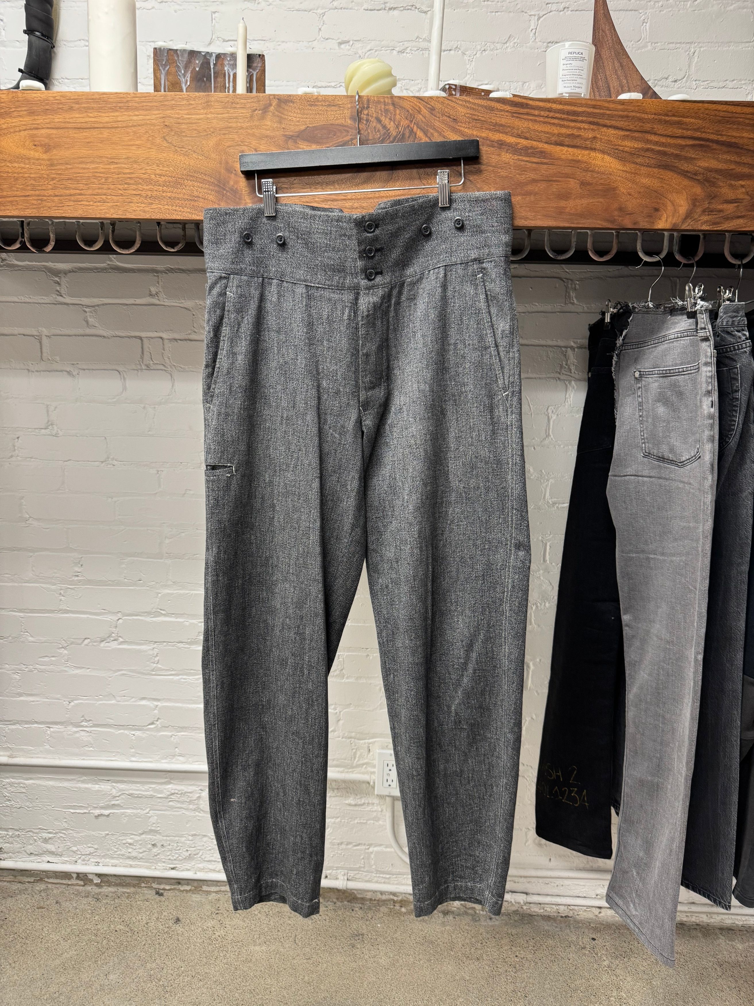 Issey Miyake Issey Miyake Buckle Back Grey Speckled Cotton Trousers Size US 37 - 1 Thumbnail