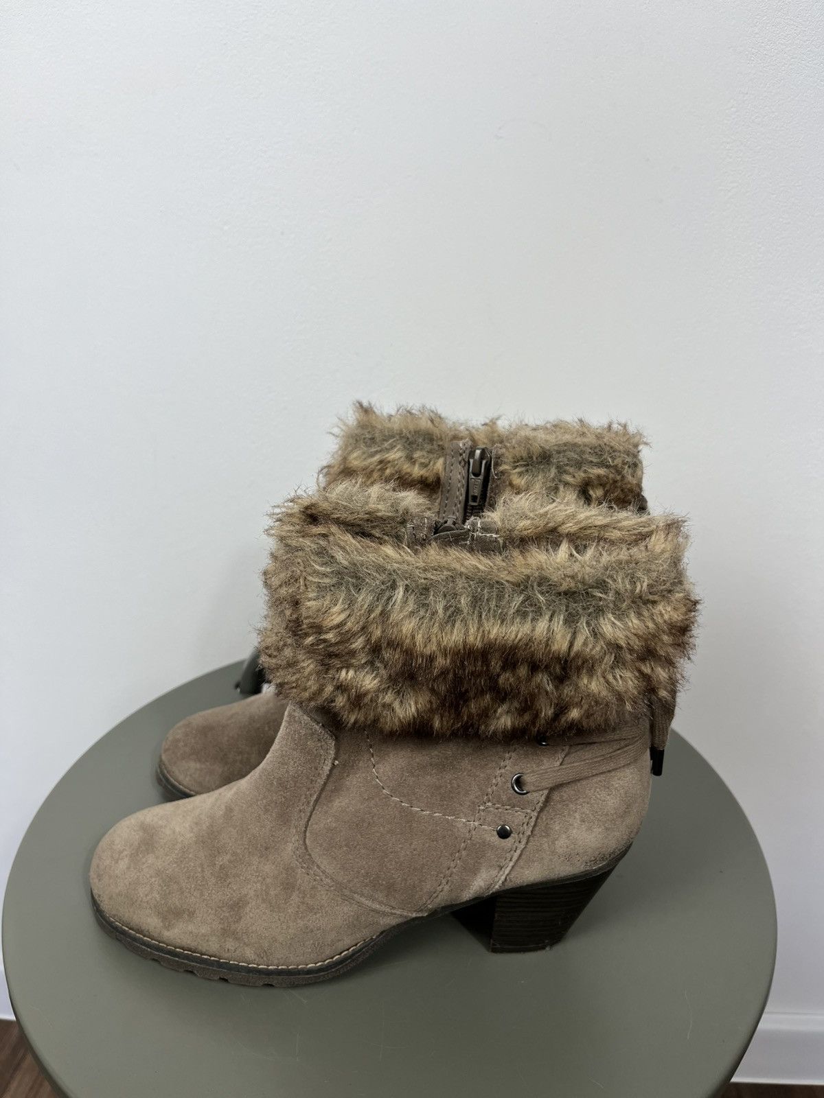 Other Womens Brown Suede Fur Cuff Ankle Boots Lace Up Side Zip 40 Size US 9 / IT 39 - 4 Thumbnail