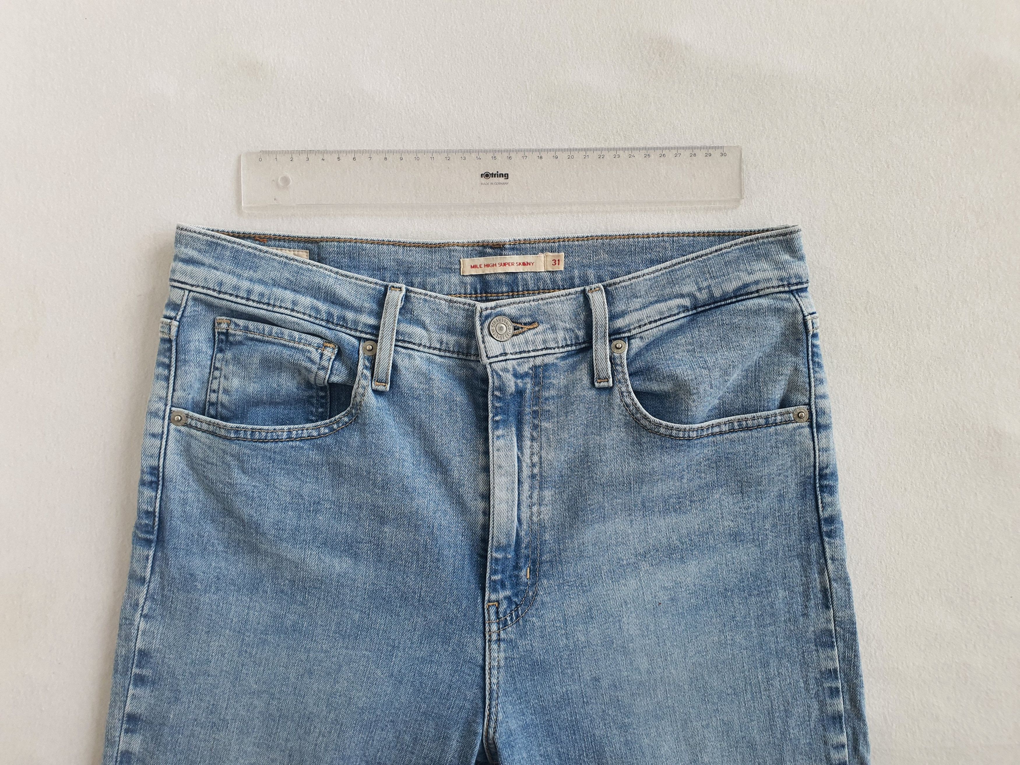 Levi's PREMIUM Line - MILE HIGH SUPER SKINNY (22791-0174) - W31 L30 Size 31" - 3 Thumbnail