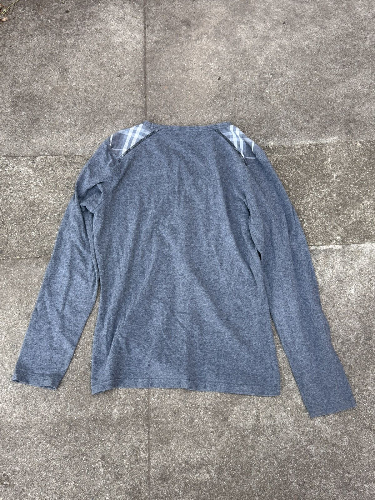 Burberry Burbbery London Longsleeve Shirt With Shoulder Detailing Size US L / EU 52-54 / 3 - 2 Thumbnail