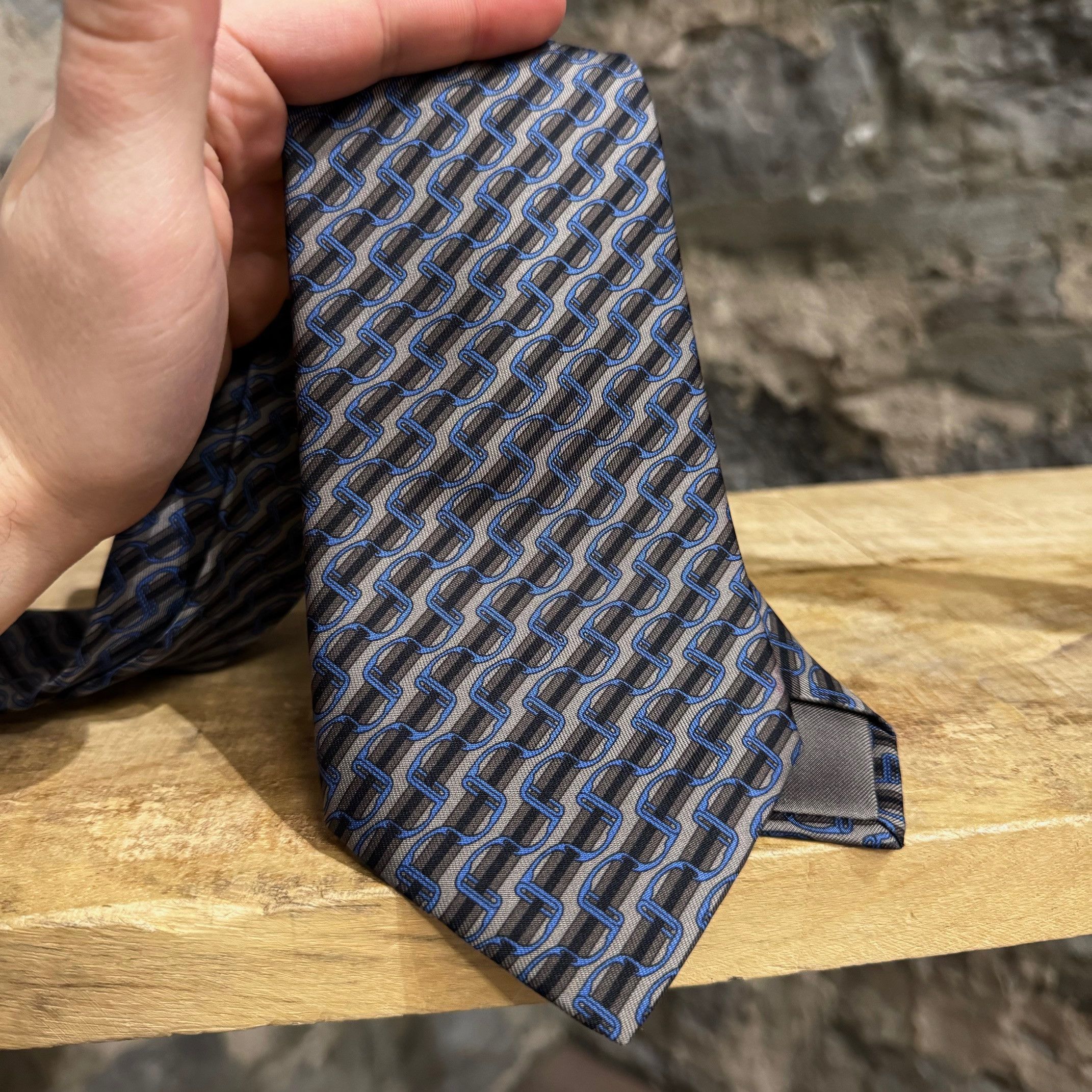 Hermes Hermès Chain-link Brown Blue Silk Tie Size ONE SIZE - 2 Thumbnail