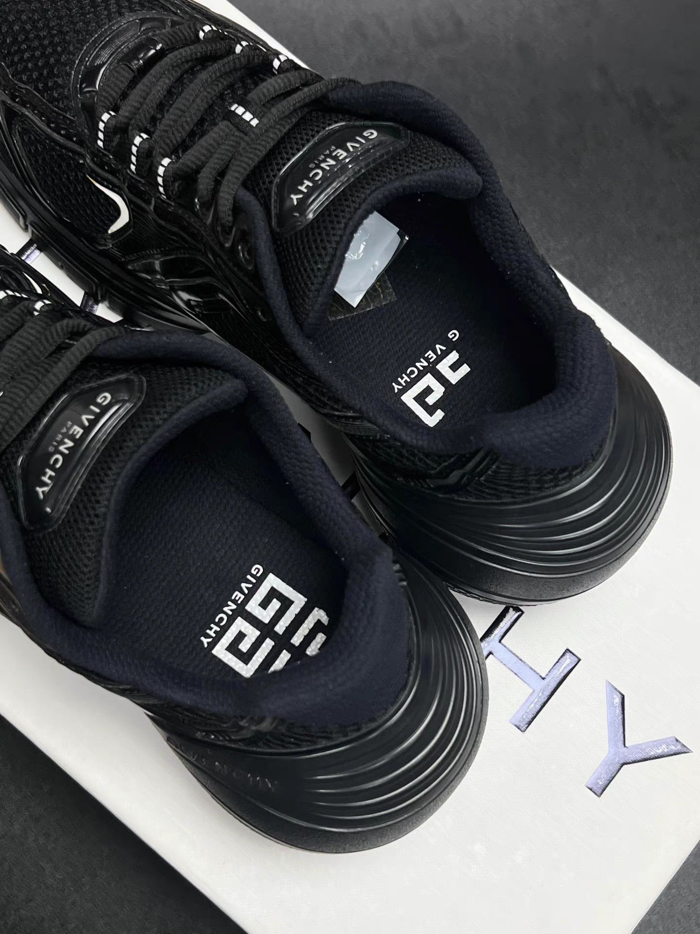 Givenchy Givenchy TK-MX Runner Mesh Black Low-Top Sneakers K15 Size US 7 / EU 40 - 4 Thumbnail