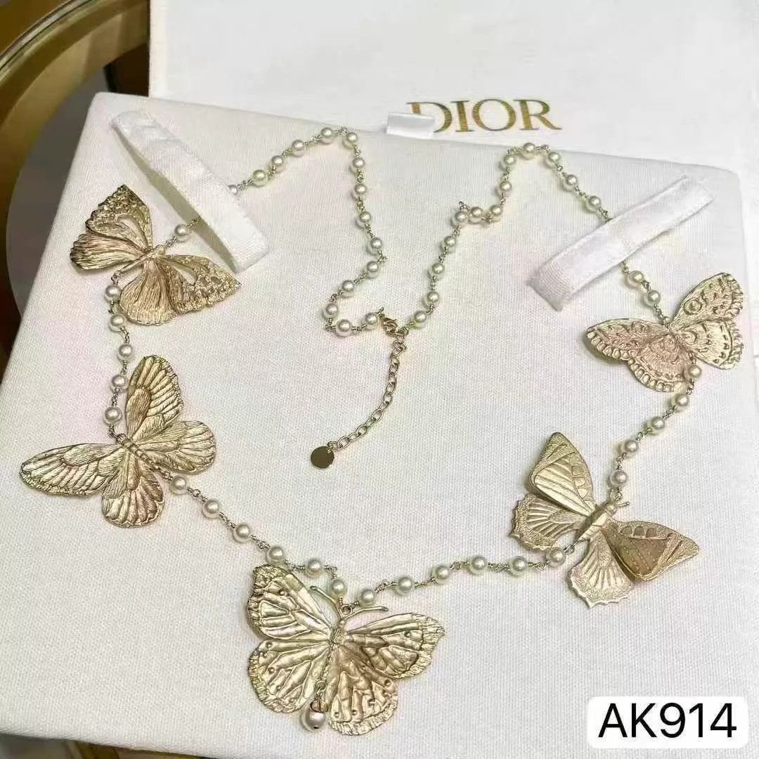Dior Dior S24 Metamorphose Gold Butterfly Necklace Rare Size ONE SIZE - 6 Thumbnail