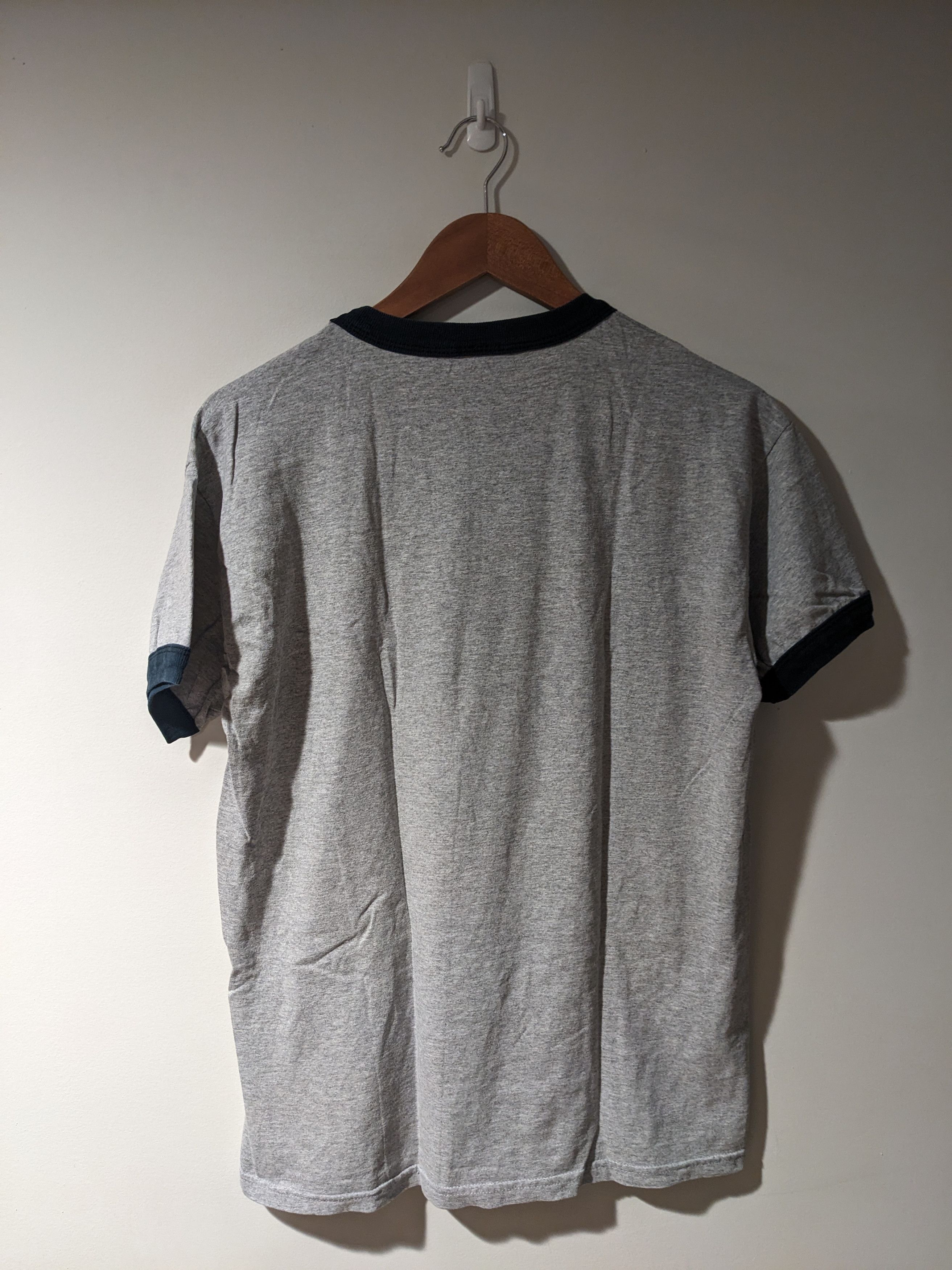 Disney × Mickey Mouse × Vintage Vintage 90s Disney World Epcot Center Mickey Ringer T-Shirt Size US M / EU 48-50 / 2 - 6 Thumbnail