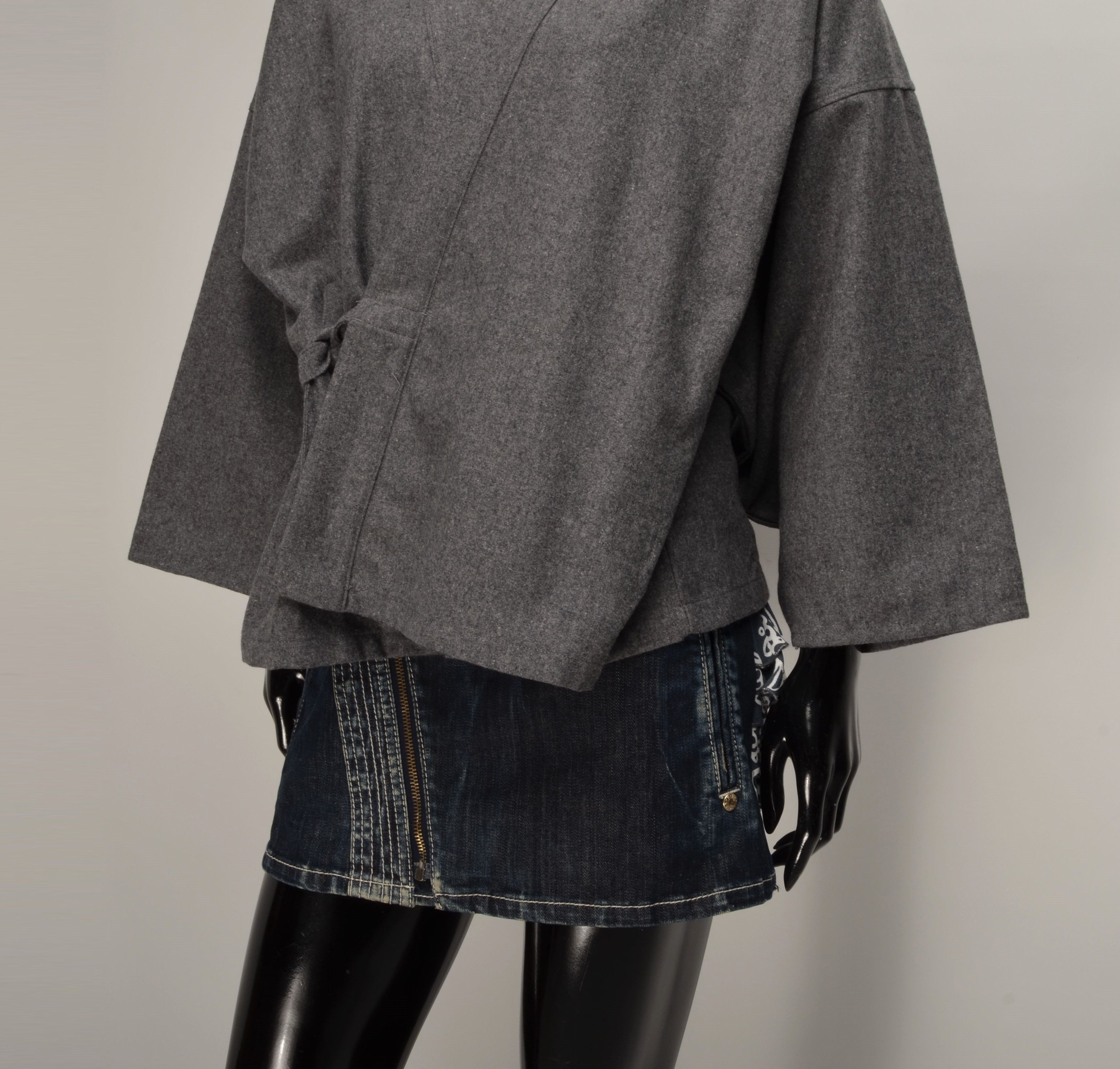 Other Girls of Dust Wool Blend Gray Wrap Cropped Kimono Size XS / US 0-2 / IT 36-38 - 3 Thumbnail