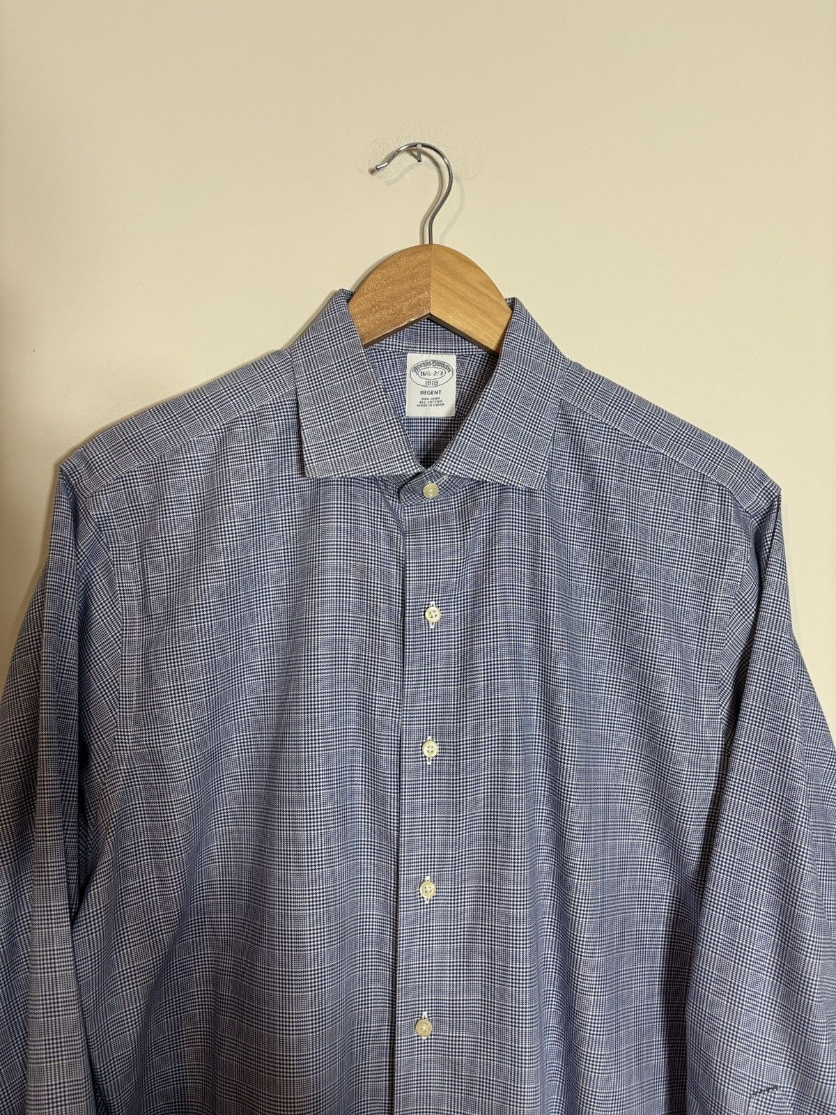Brooks Brothers Brooks Brothers Regent Non Iron Button Down Shirt 16.5 Size US L / EU 52-54 / 3 - 1 Thumbnail