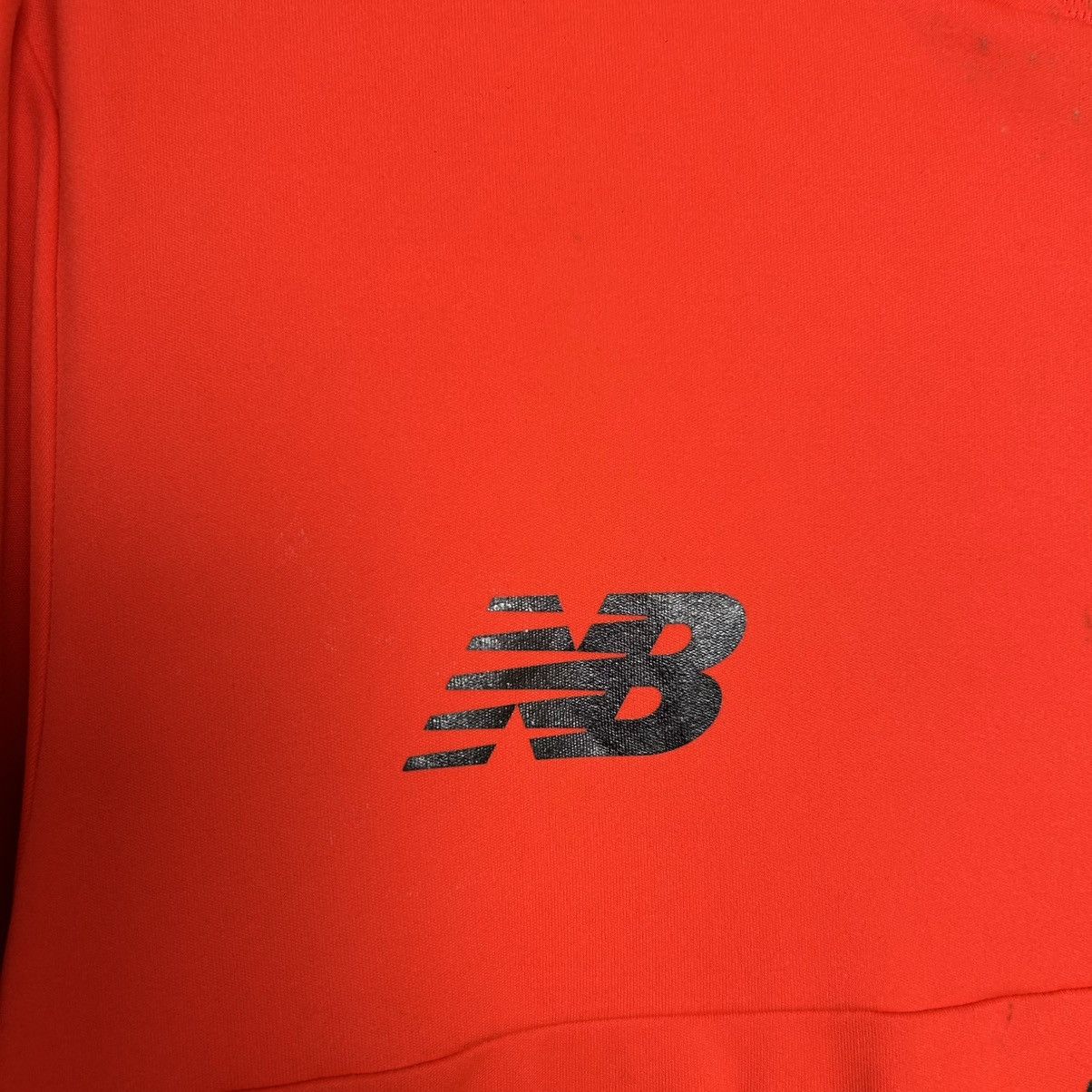 New Balance Mens New Balance Liverpool training soccer jersey Size US L / EU 52-54 / 3 - 3 Thumbnail
