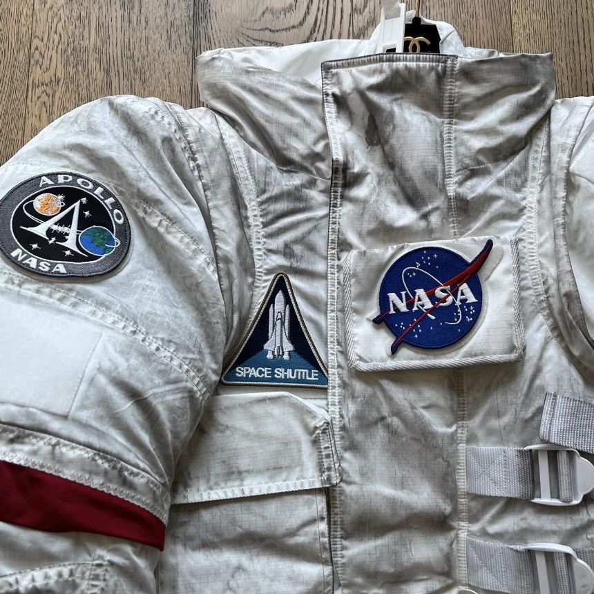 Balenciaga Balenciaga x NASA space parka Size US M / EU 48-50 / 2 - 2 Thumbnail