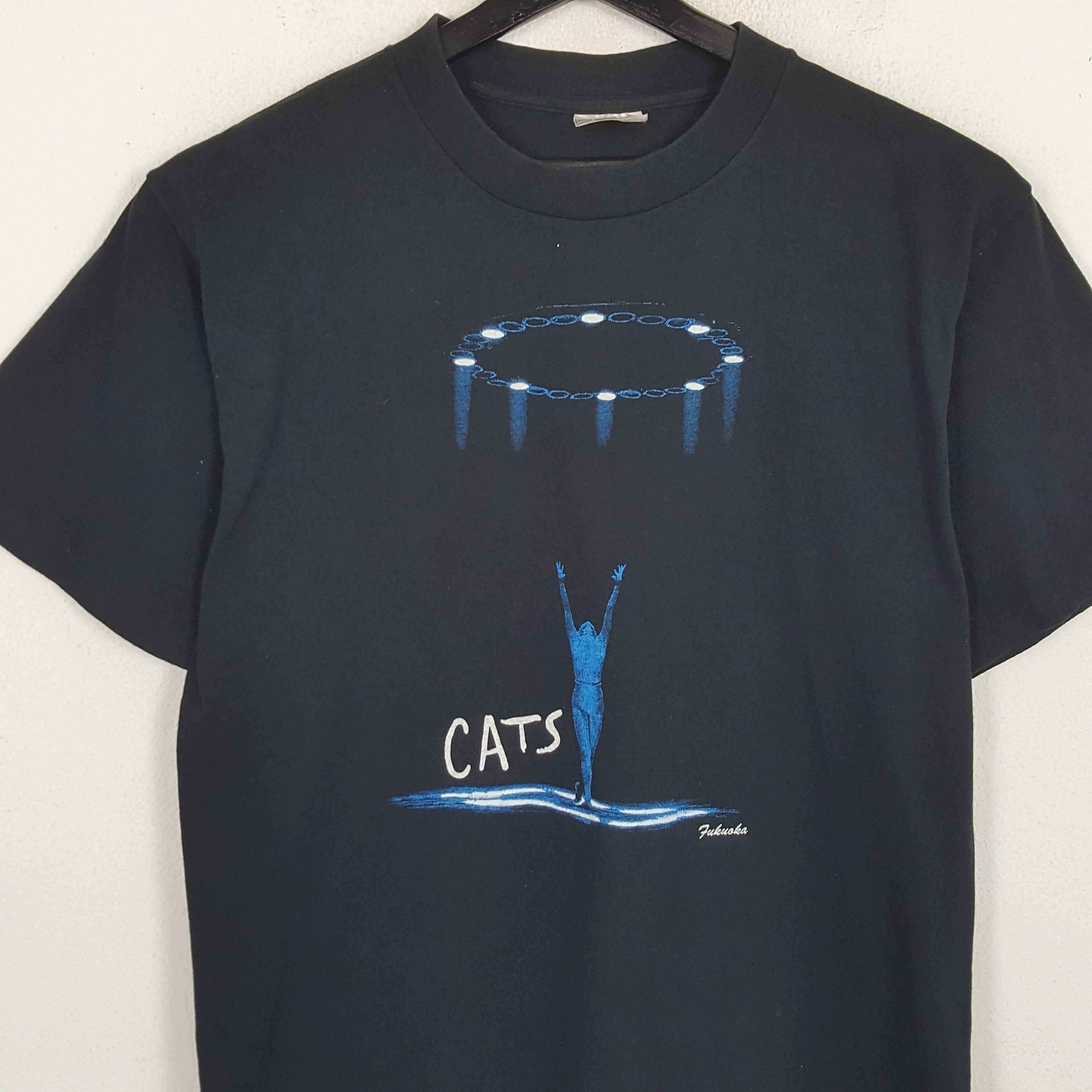 Vintage CATS Movie Center Design Vintage Tshirt Size US L / EU 52-54 / 3 - 2 Thumbnail