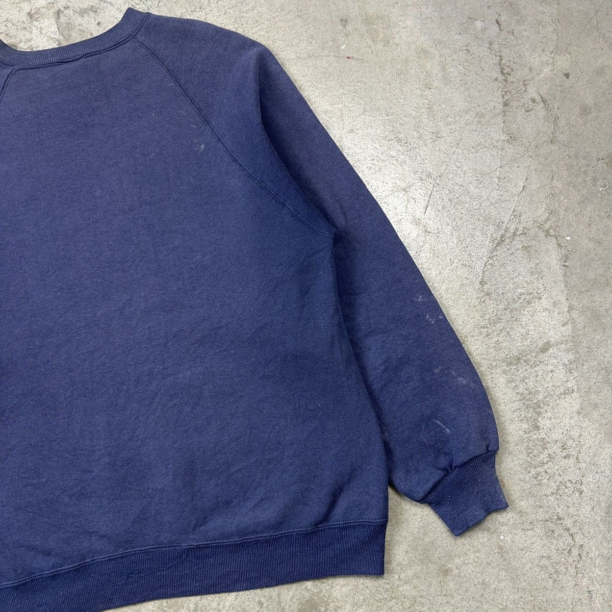 Vintage 1980s Trashed Russell Sweatshirt Size US L / EU 52-54 / 3 - 16 Thumbnail