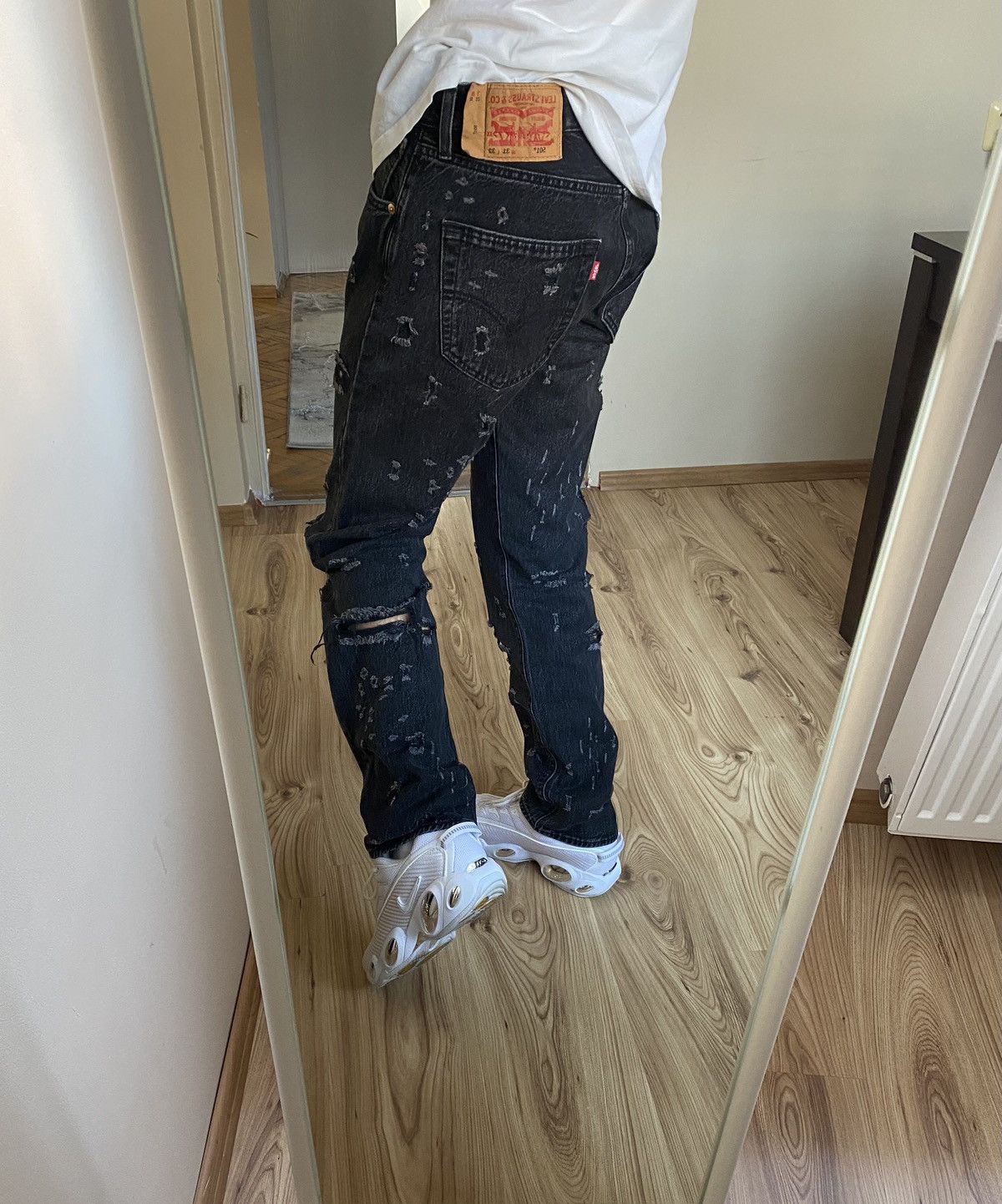 Levi's × Vintage Levi’s 501 Original Fit men’s Straight Fit Denim Jeans Size US 32 / EU 48 - 6 Thumbnail