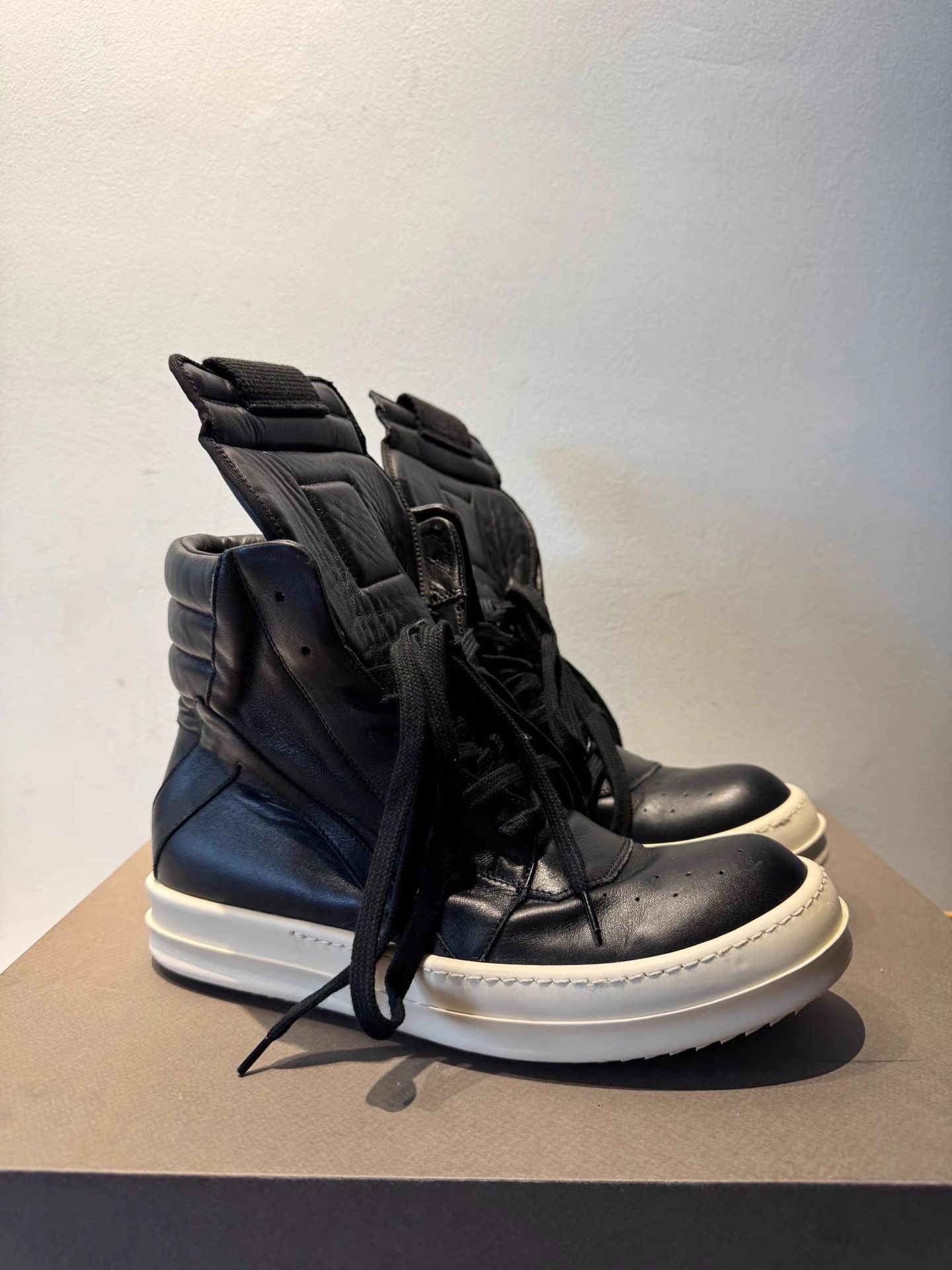 Rick Owens Rick Owens main line inverted triangle sneakers Size US 8 / IT 38 - 2 Thumbnail