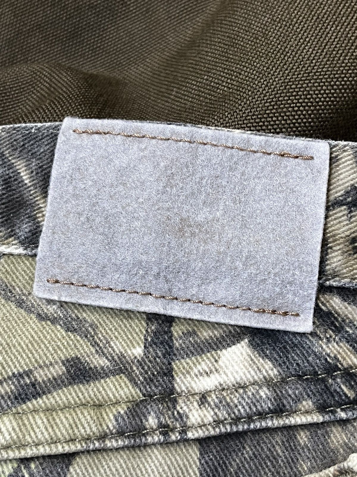 Wrangler VINTAGE WRANGLER PRO GEAR UPLAND REAL TREE CAMO JEANS Size US 33 - 19 Thumbnail