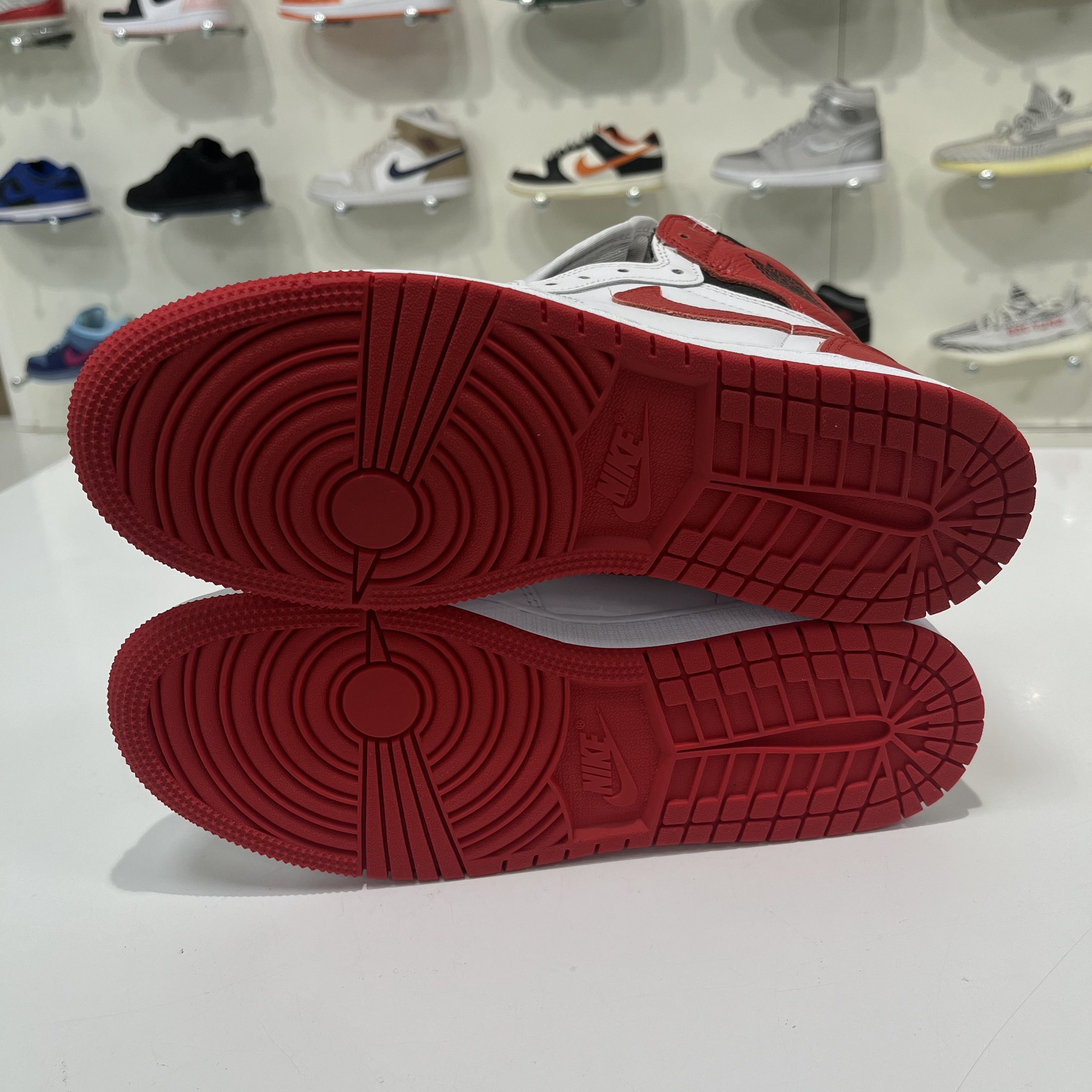 Nike Air Joordan 1 Retro High OG Heritage Size US 6.5 / EU 39-40 - 6 Thumbnail