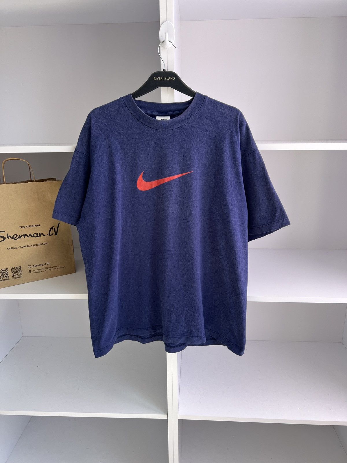 Nike × Vintage Vintage Nike Big Swoosh Logo T-Shirt Size US XL / EU 56 / 4 - 4 Thumbnail