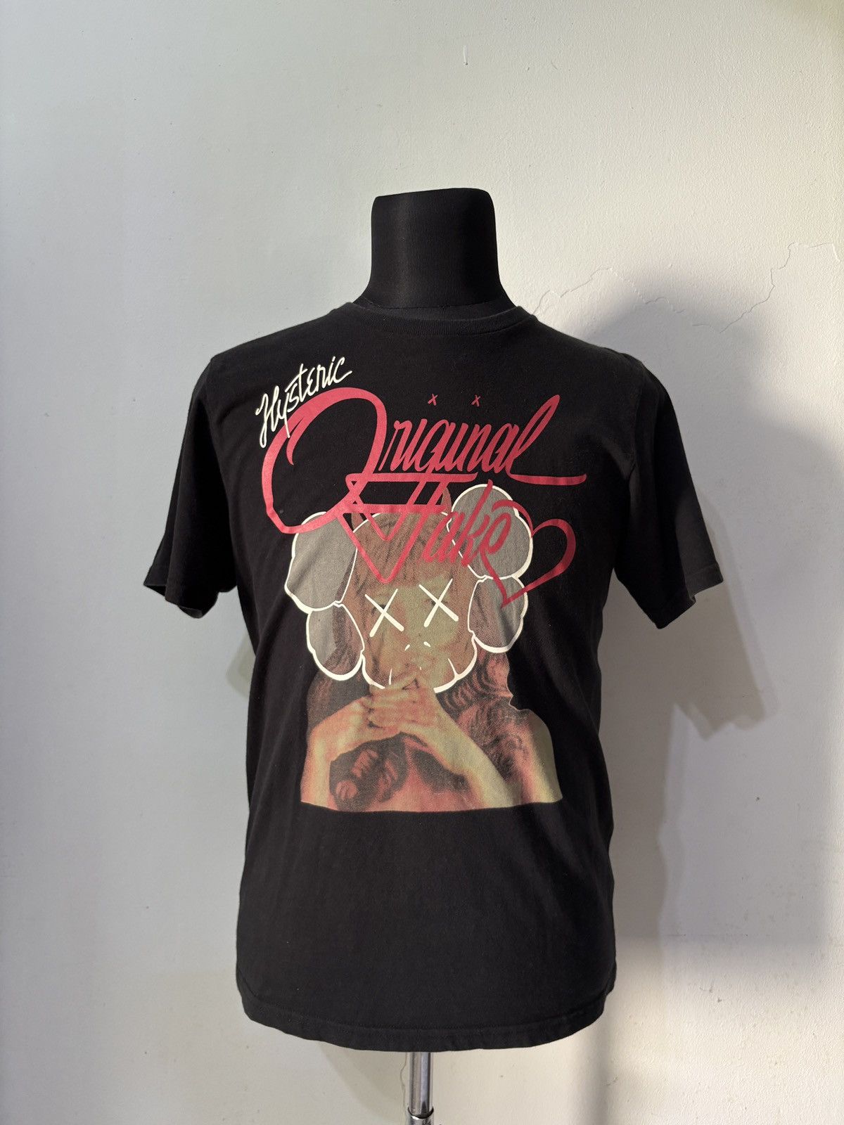 Hysteric Glamour × Kaws × Original Fake Vintage Hysteric Glamour x Kaws x OriginalFake T-Shirt Size US M / EU 48-50 / 2 - 1 Thumbnail