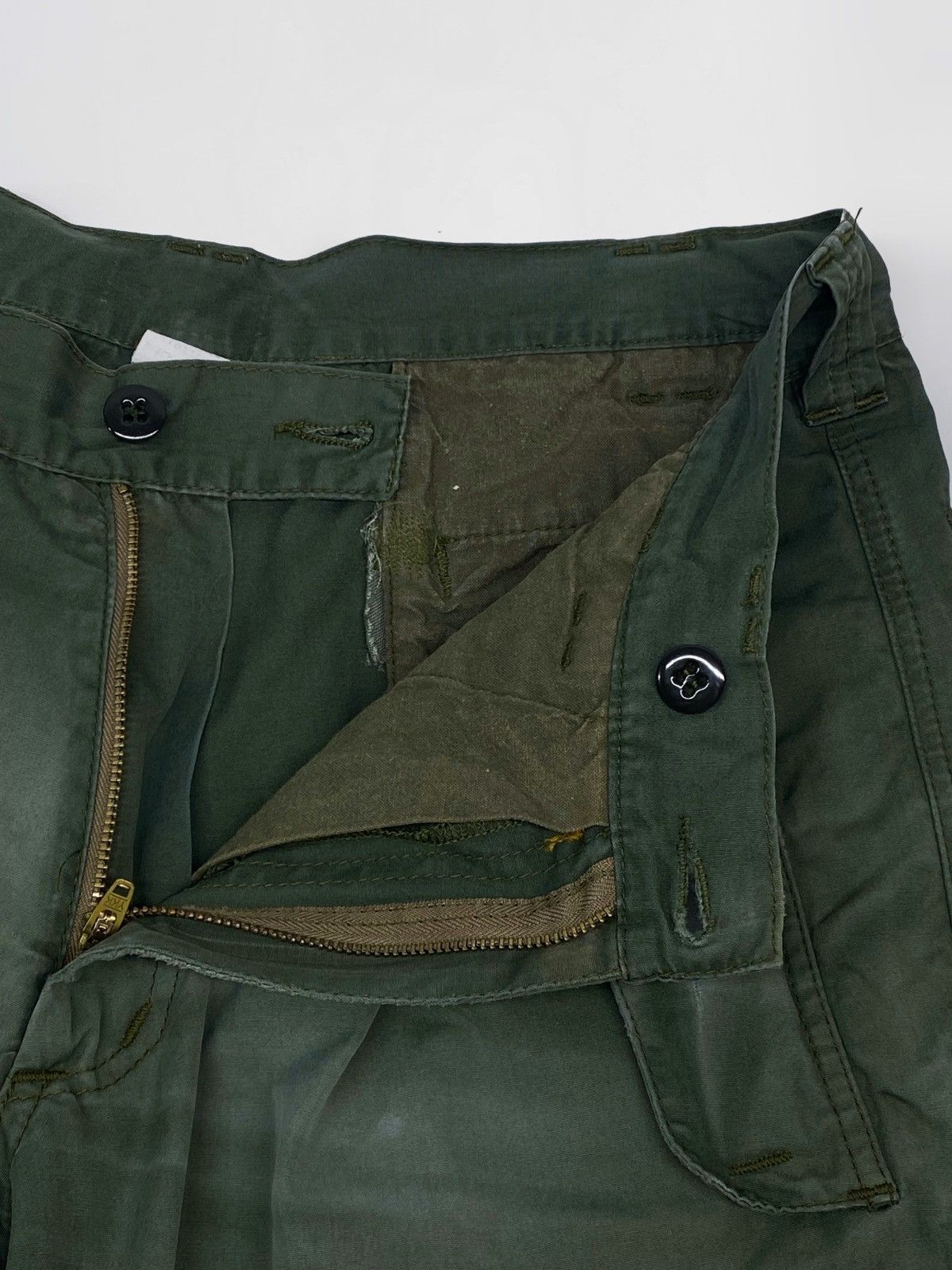 Filson Vintage Filson Cargo Work Wear Distressed Shorts- Size US 34 / EU 50 - 21 Thumbnail