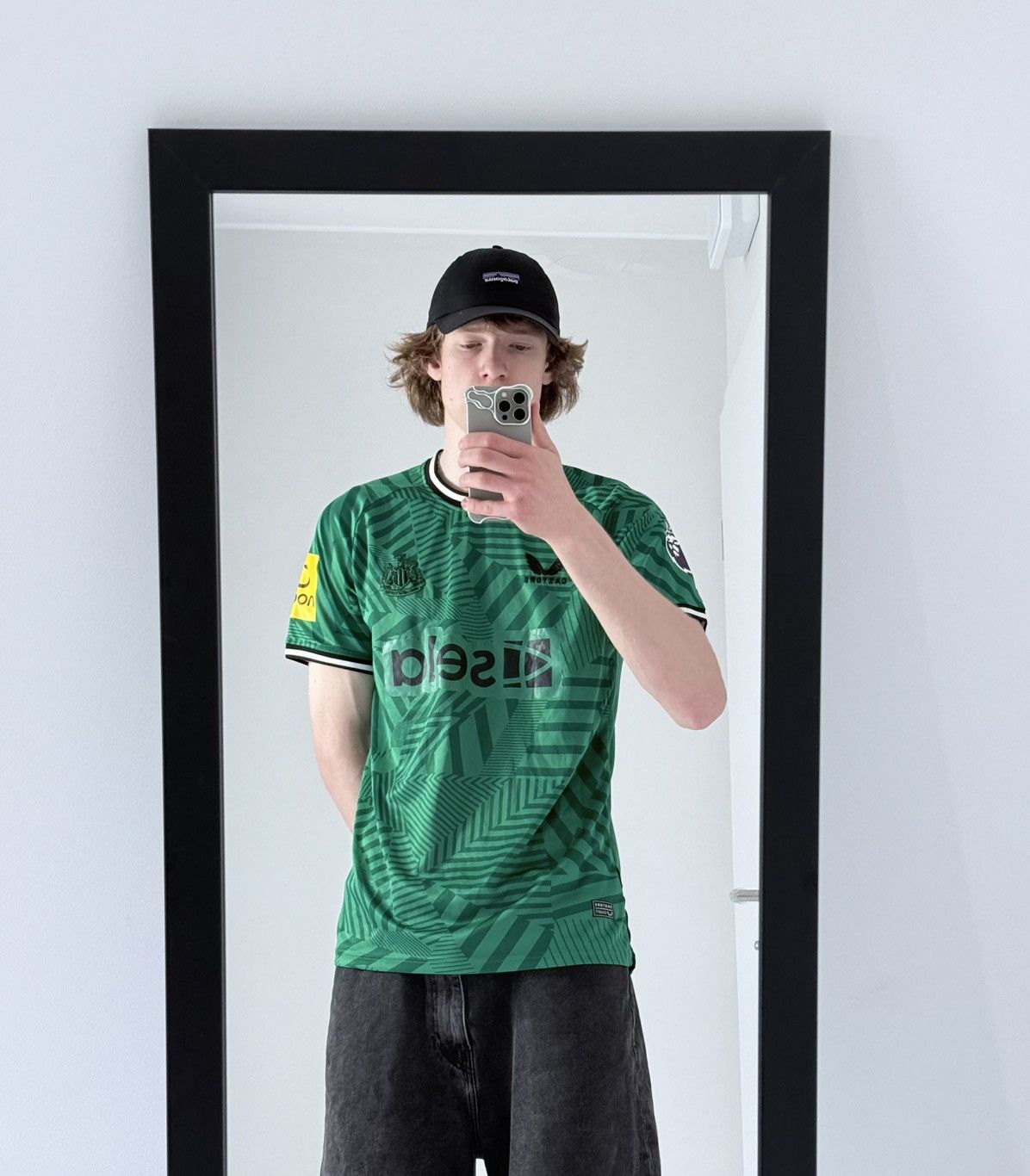 Other Newcastle United streetwear soccer fifa football tee Size US XL / EU 56 / 4 - 2 Thumbnail
