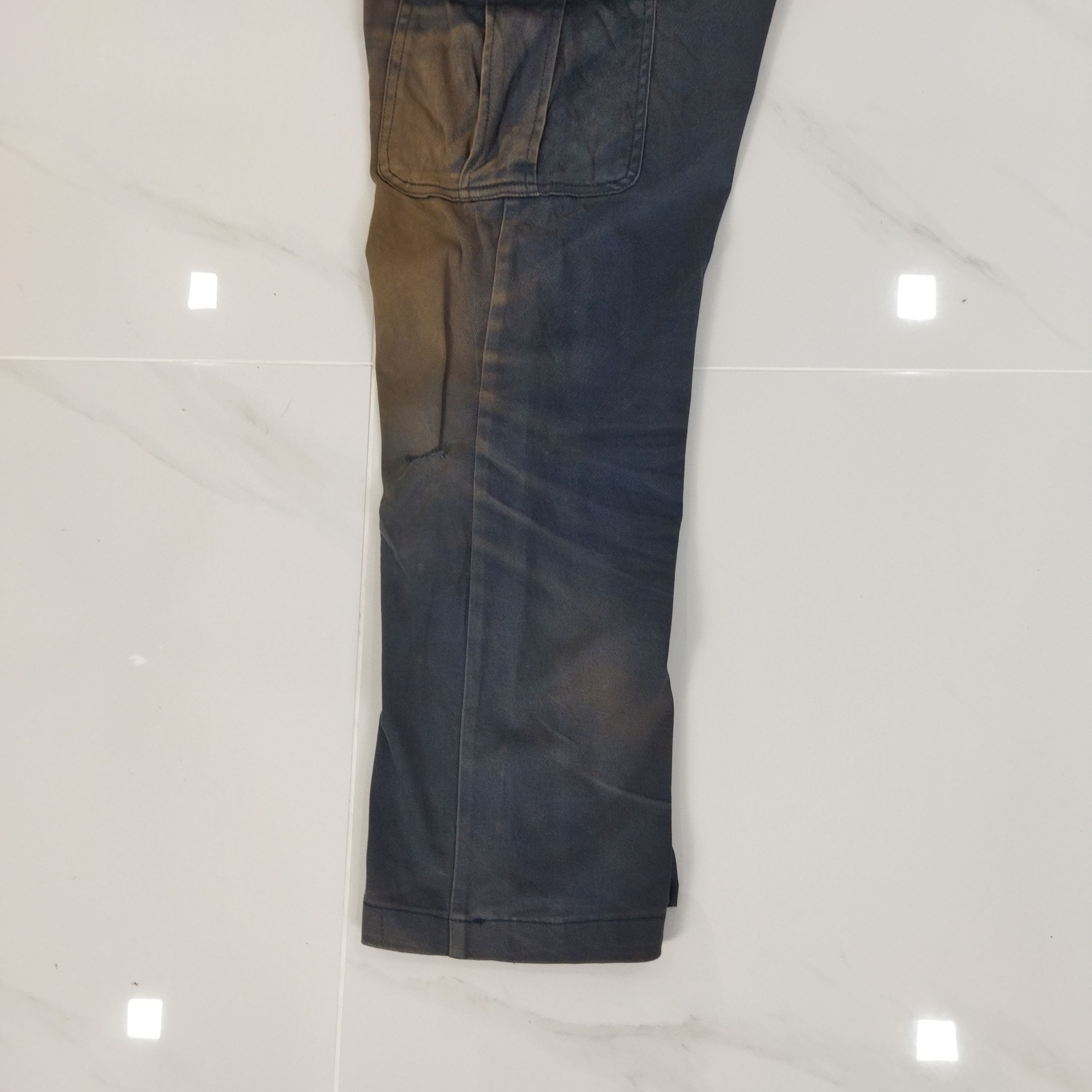 Japanese Brand VINTAGE JAPANESE BRAND FADED DARK BLUE CARGO PANTS Size US 29 - 13 Thumbnail