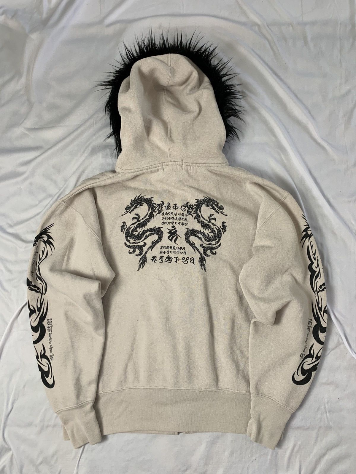 Le Grande Bleu (L.G.B.) Fur hoodie japanese style thrifwave vkei undefined ifsx Size US M / EU 48-50 / 2 - 5 Thumbnail