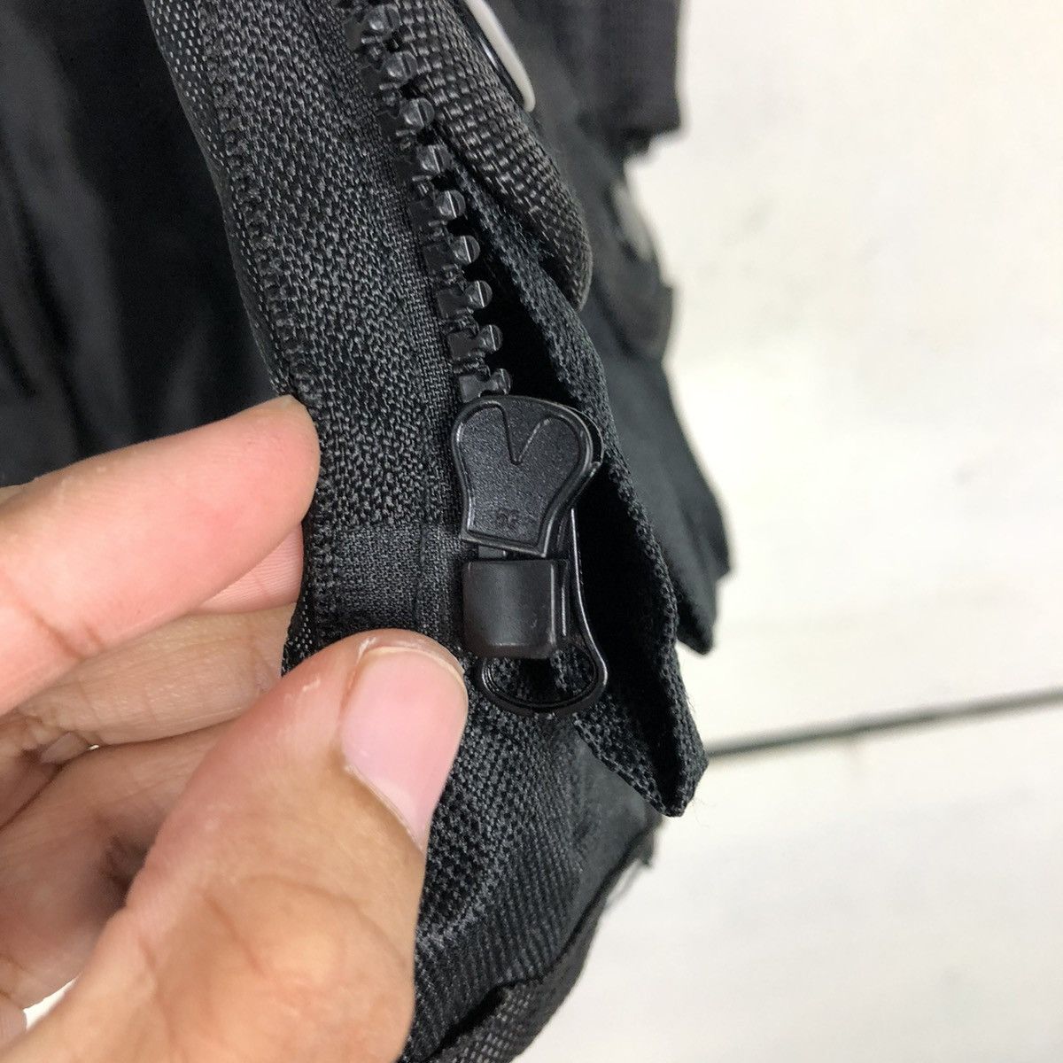 Japanese Brand VINTAGE UTILITY MULTI POCKET PARACHUTE DESIGN SWAT BIG LOGO Size US M / EU 48-50 / 2 - 17 Thumbnail