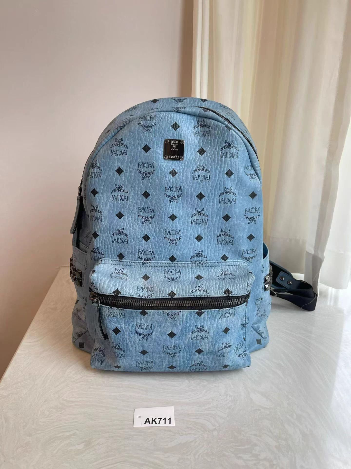 MCM MCM Blue Medium Classic Backpack 33x40x15 Near New Size ONE SIZE - 1 Thumbnail