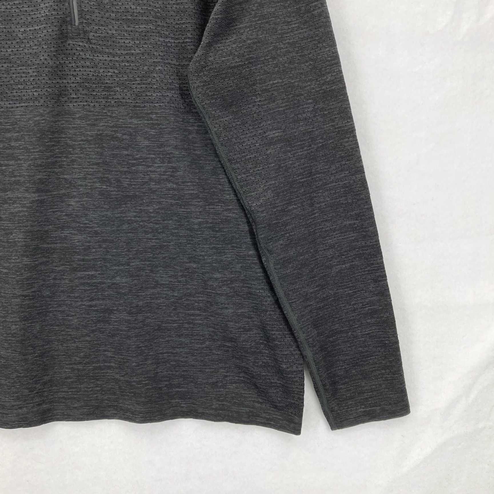 Lululemon Lululemon Pullover Mens XL Dark Gray Metal Vent Tech Half Zip Athletic LM3DGCS Size US XL / EU 56 / 4 - 3 Thumbnail